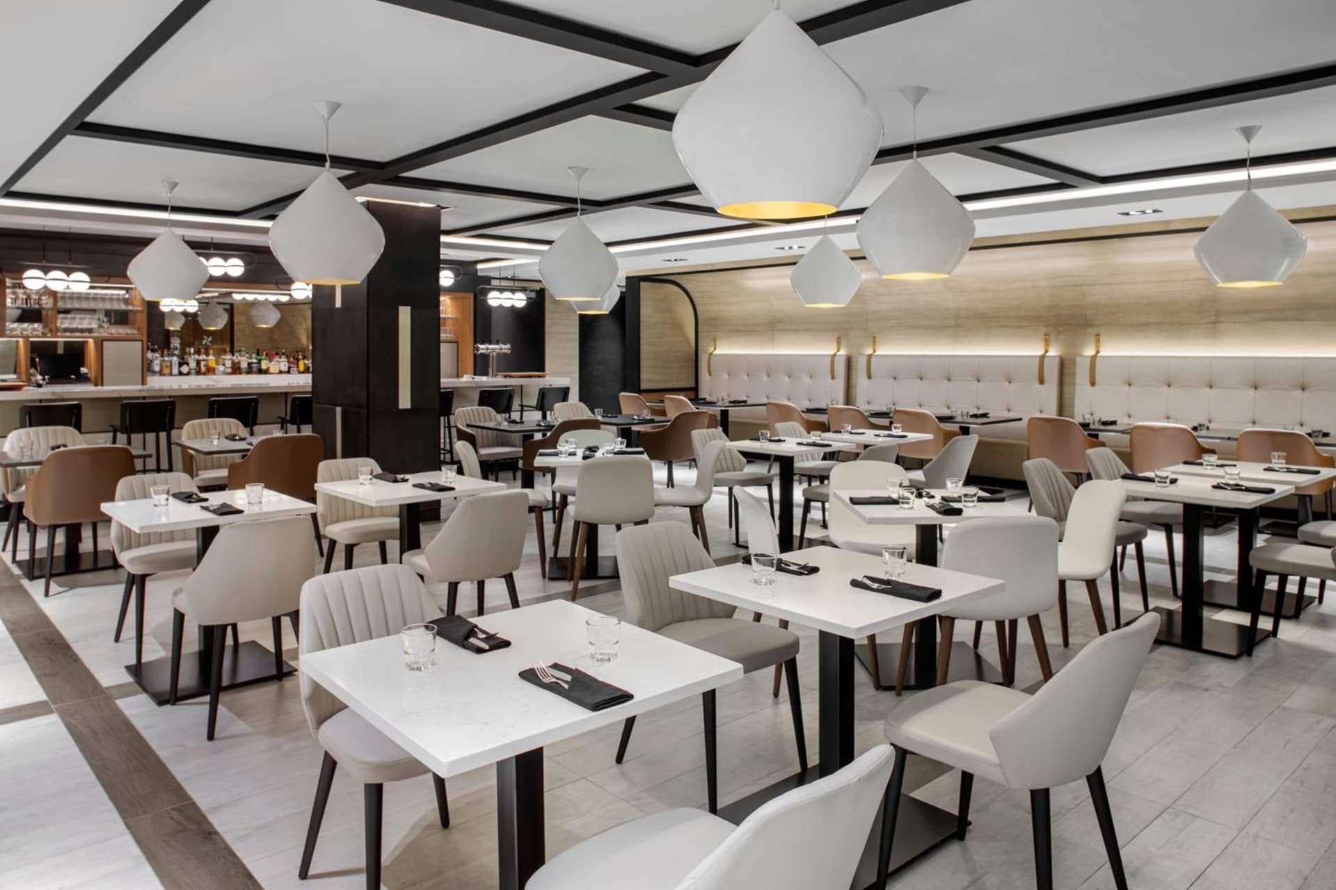 Four Points by Sheraton Flushing gallery photo in Queens, NY — image 24