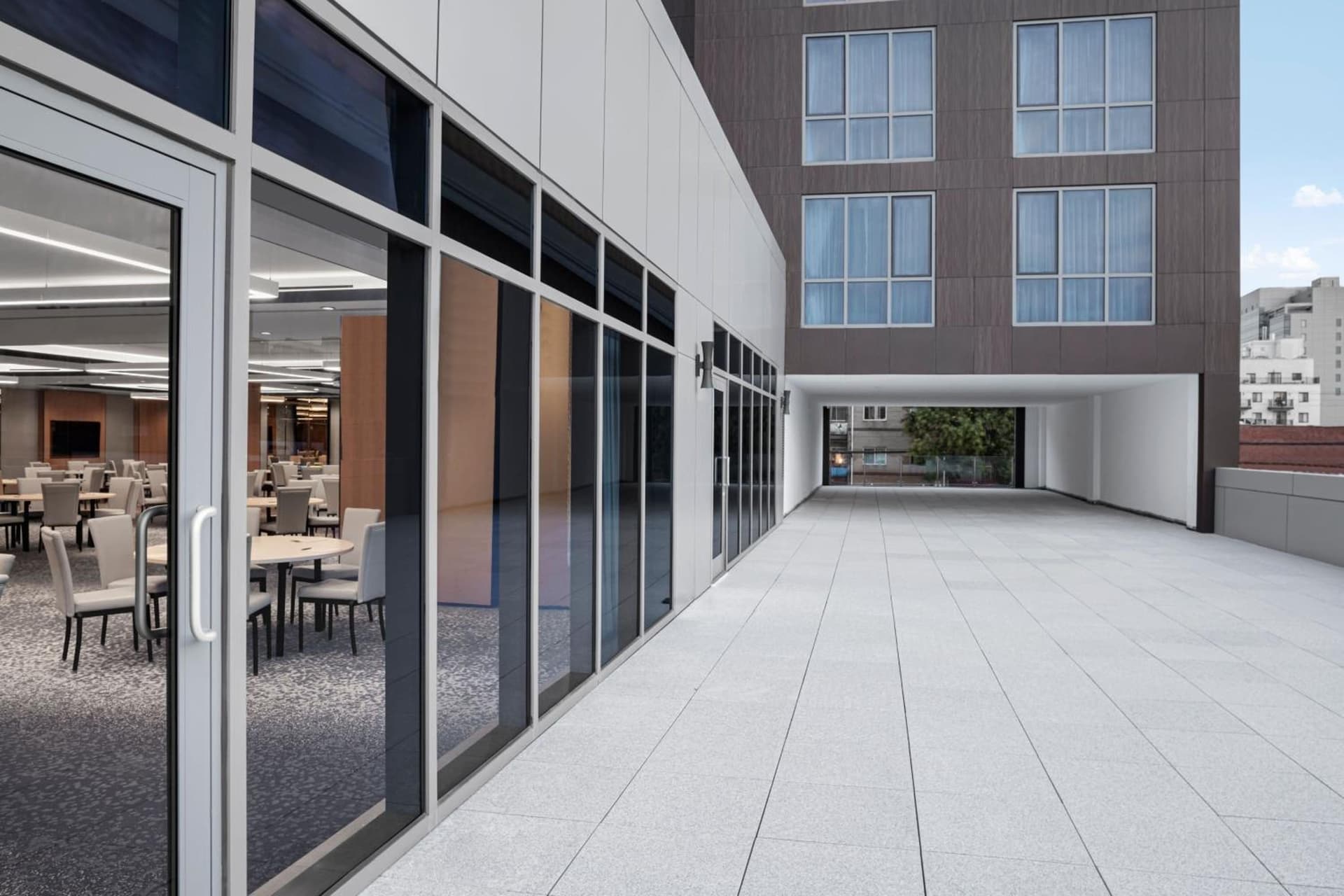 Four Points by Sheraton Flushing gallery photo in Queens, NY — image 5