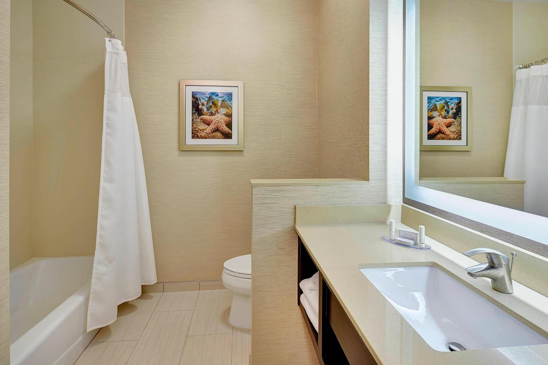 Fairfield Inn & Suites by Marriott San Diego Carlsbad gallery photo in Carlsbad, CA — image 20