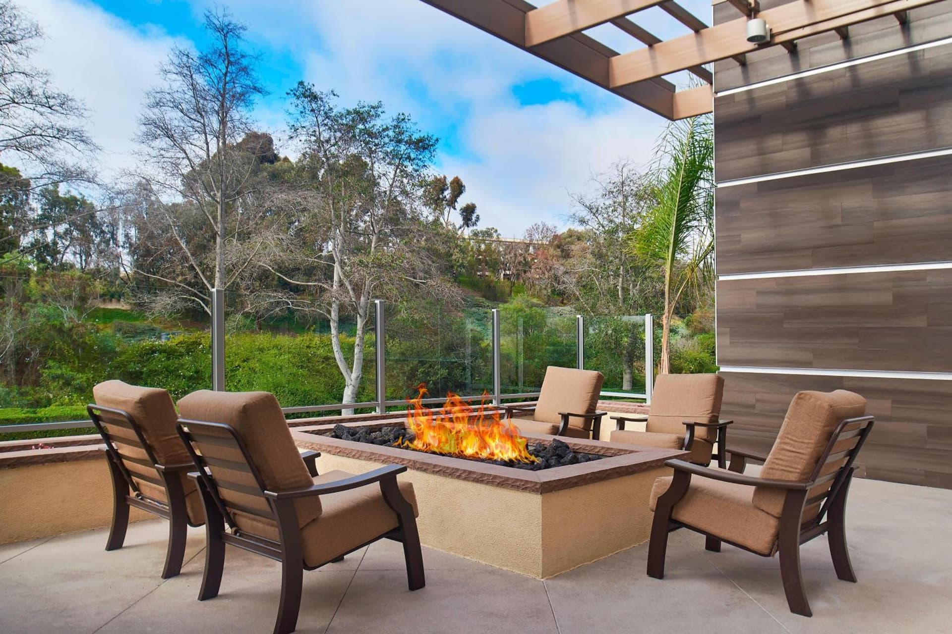 Fairfield Inn & Suites by Marriott San Diego Carlsbad gallery photo in Carlsbad, CA — image 14
