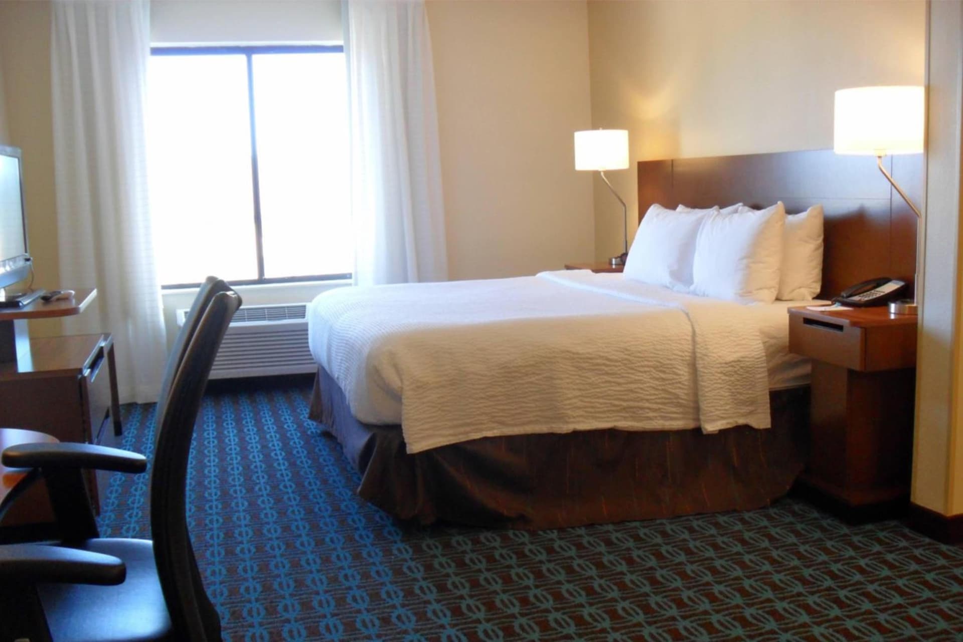 Fairfield Inn & Suites by Marriott Atlanta Buford/Mall of Georgia property views in Buford, GA — gallery photo 3