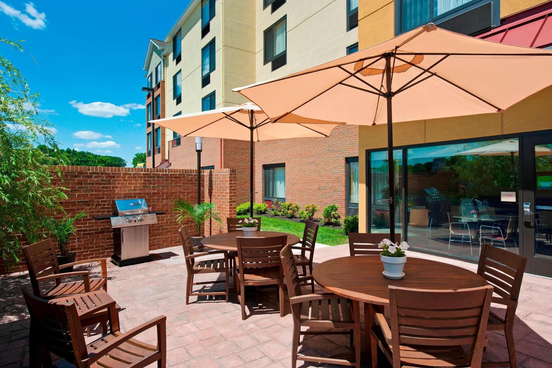 TownePlace Suites by Marriott Bethlehem Easton/Lehigh Valley property views in Hollo, PA — gallery photo 3