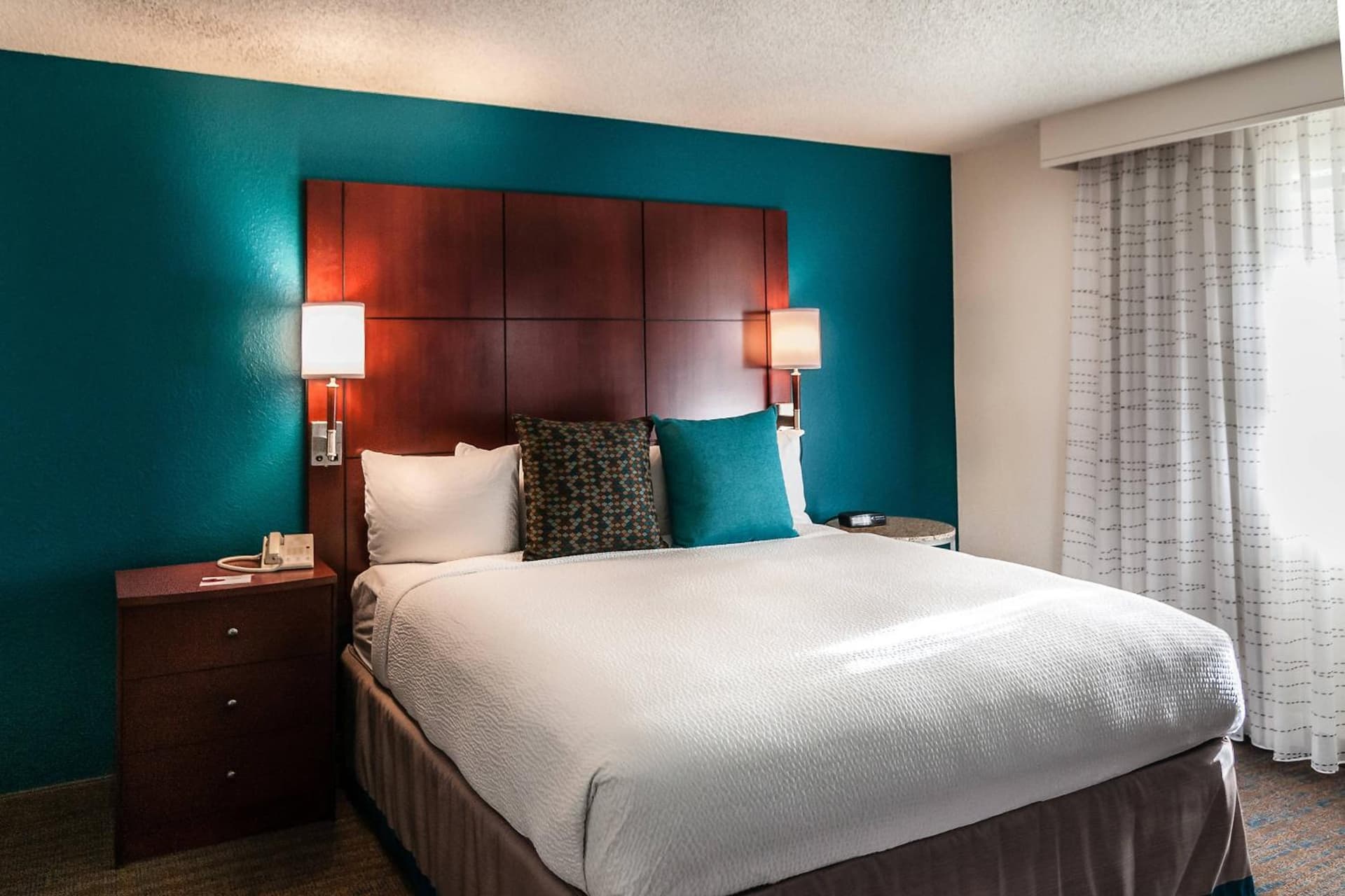 Staybridge Suites Oxnard - River Ridge by IHG gallery photo in Oxnard, CA — image 8