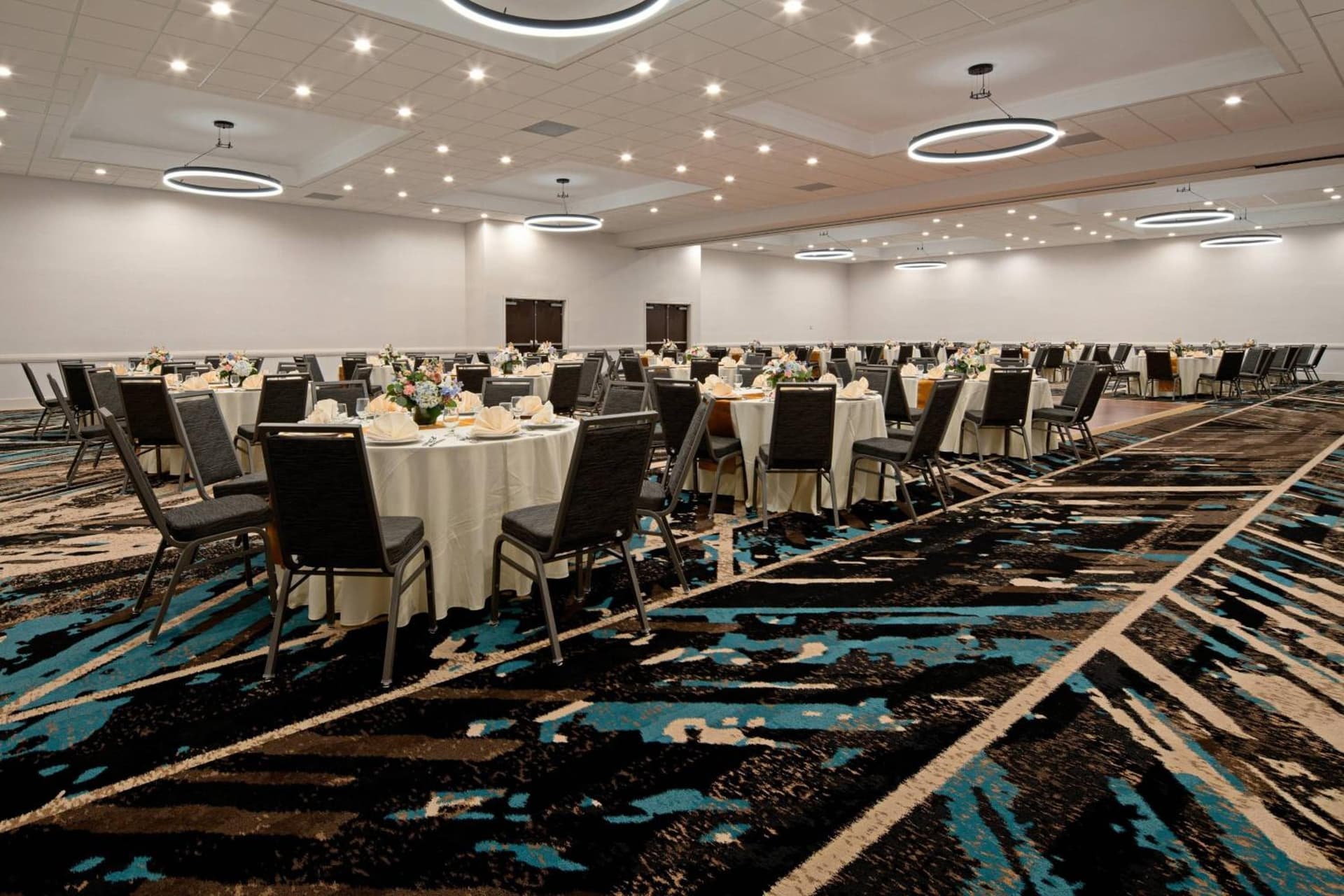 Staybridge Suites Oxnard - River Ridge by IHG gallery photo in Oxnard, CA — image 9