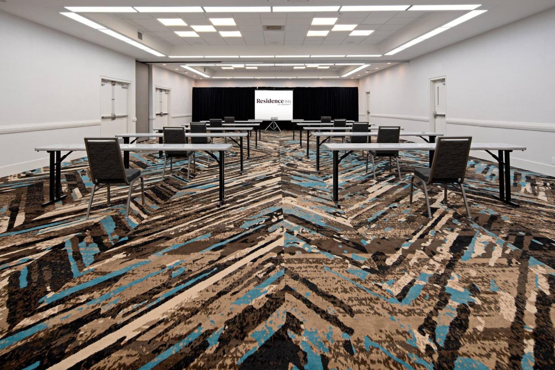 Staybridge Suites Oxnard - River Ridge by IHG gallery photo in Oxnard, CA — image 4