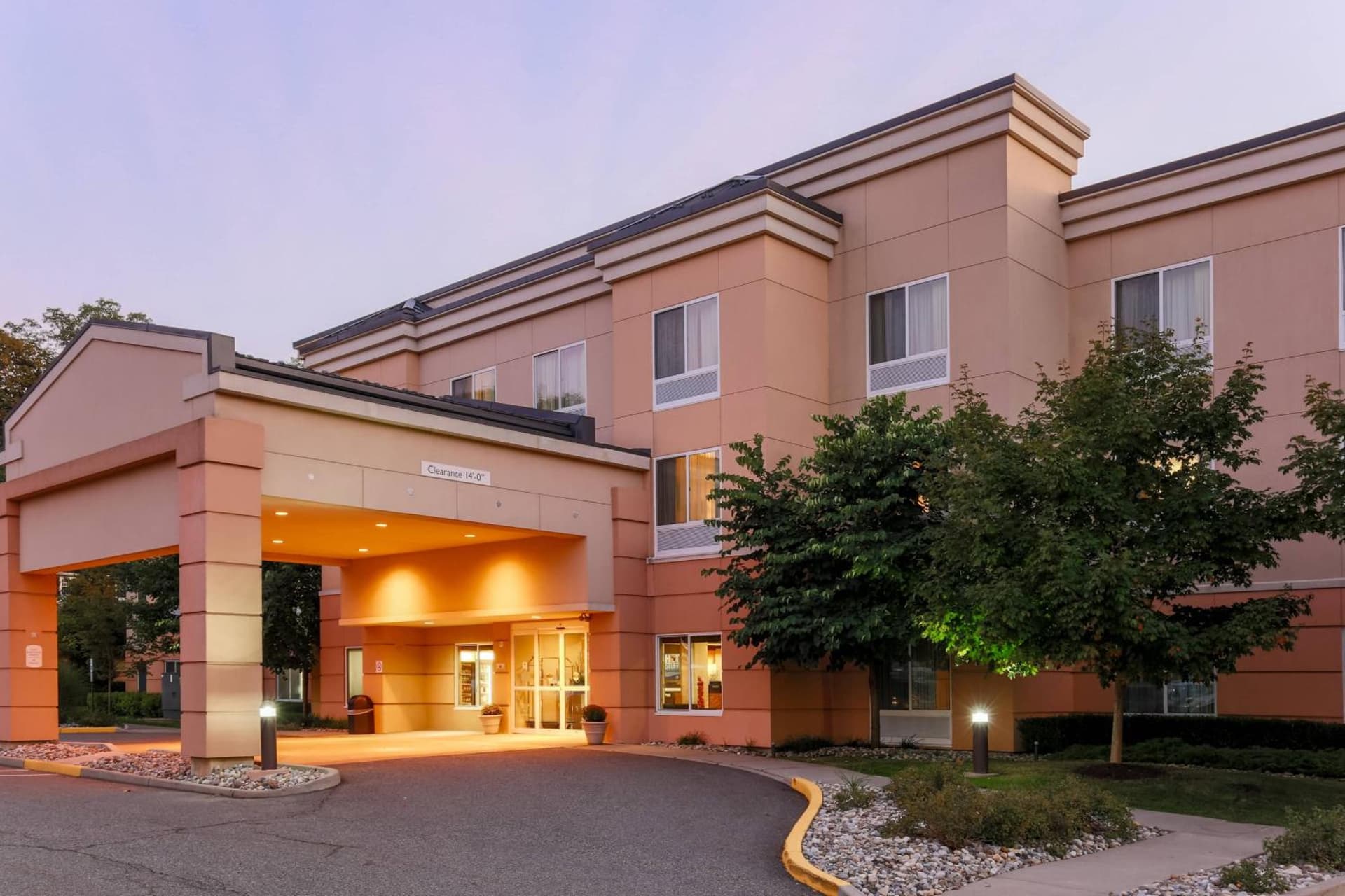 Fairfield Inn & Suites by Marriott Mahwah gallery photo in Mahwah, NJ — image 19