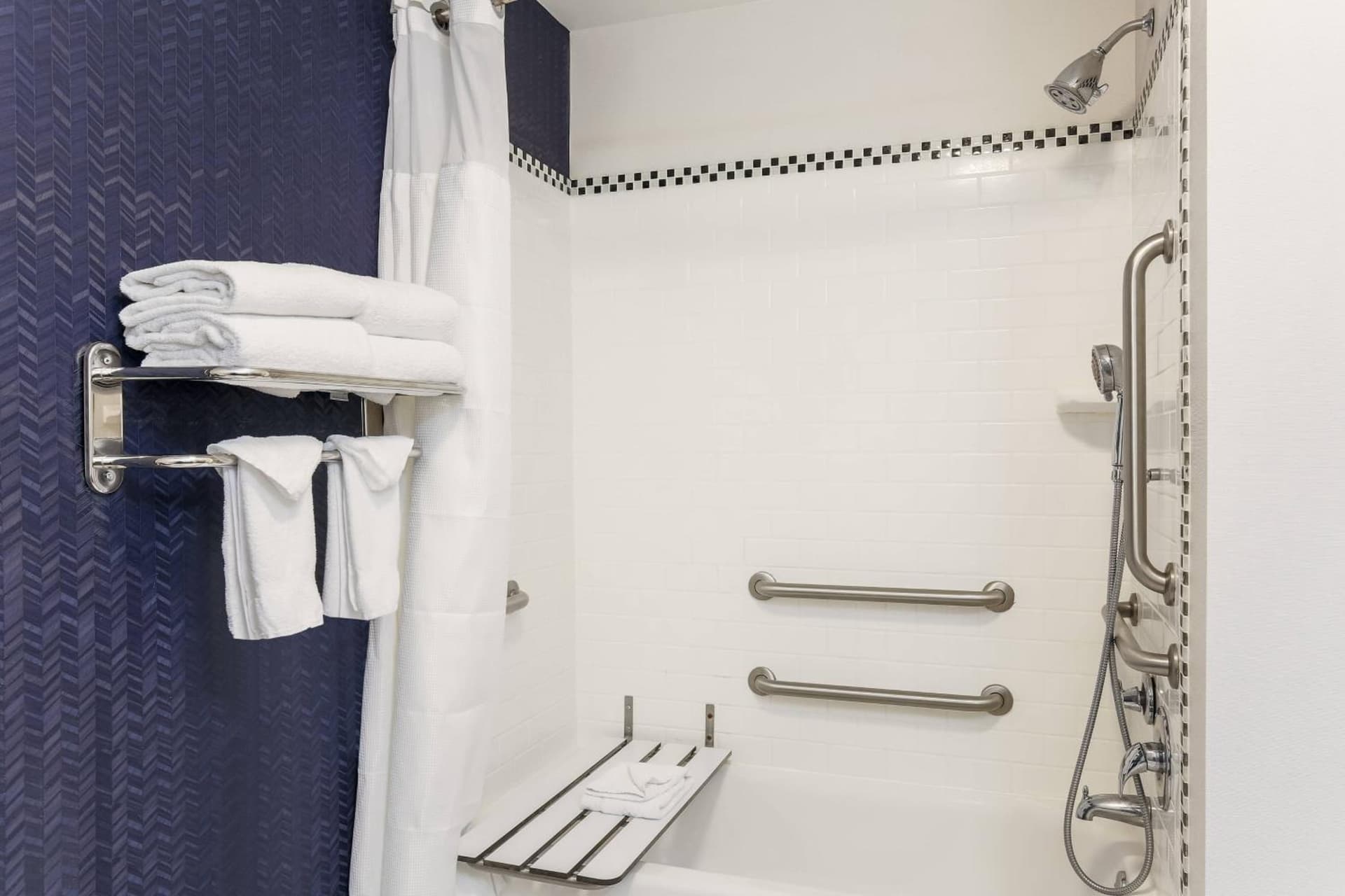 Fairfield Inn & Suites by Marriott Mahwah gallery photo in Mahwah, NJ — image 18