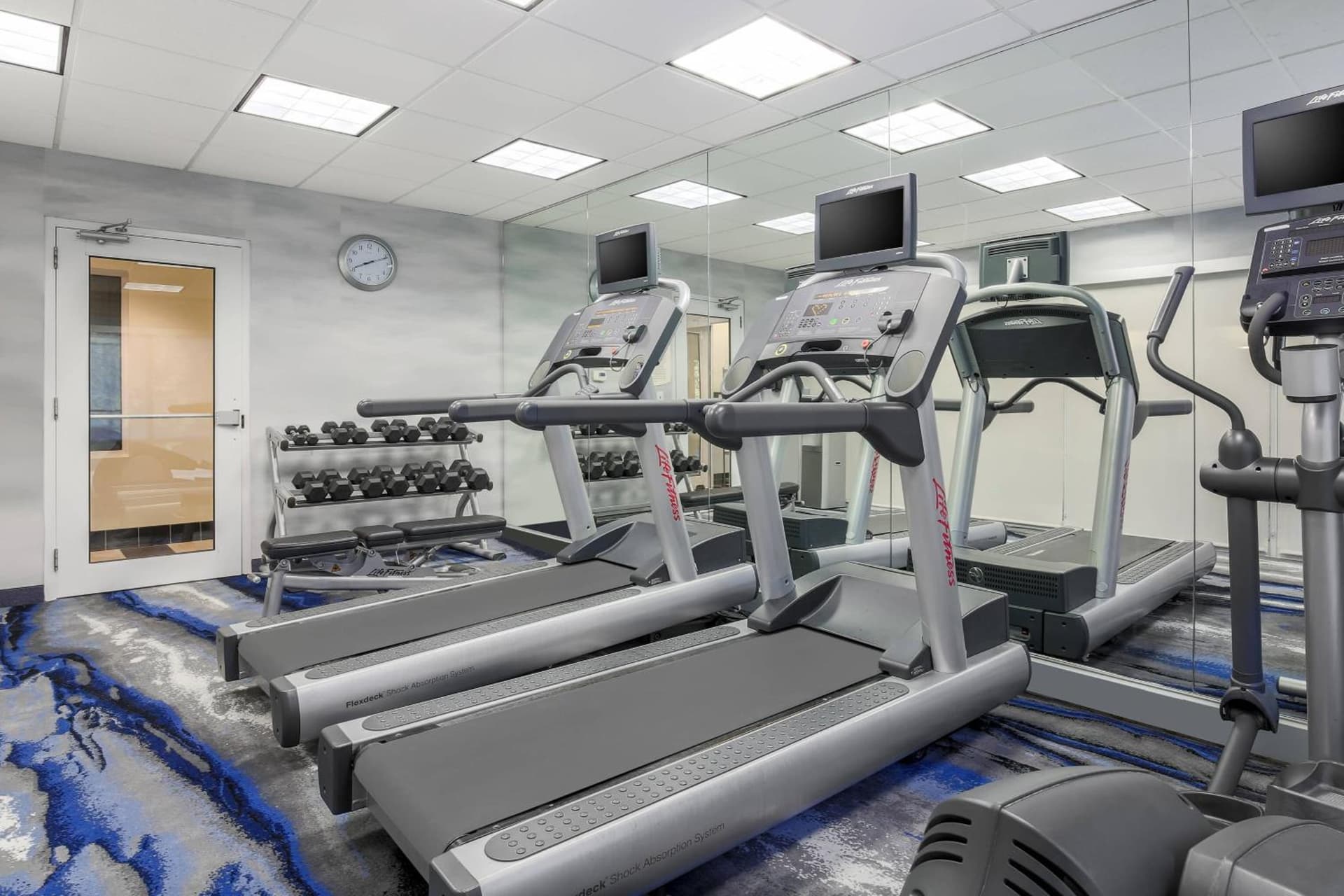 Fairfield Inn & Suites by Marriott Mahwah gallery photo in Mahwah, NJ — image 14