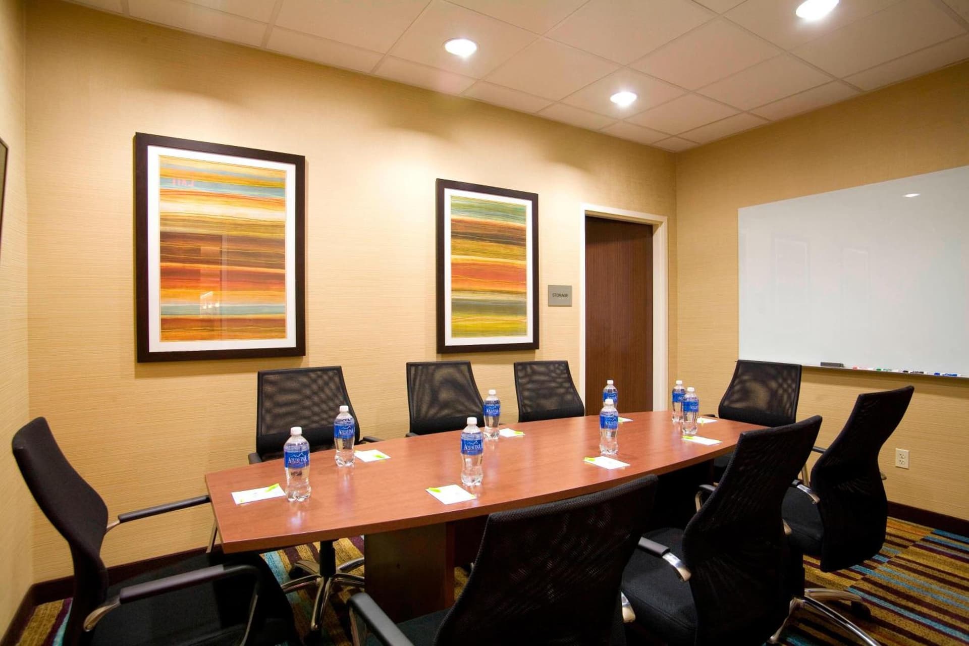 Fairfield Inn & Suites by Marriott Chesapeake Suffolk interior in Chesapeake, VA — gallery photo 2