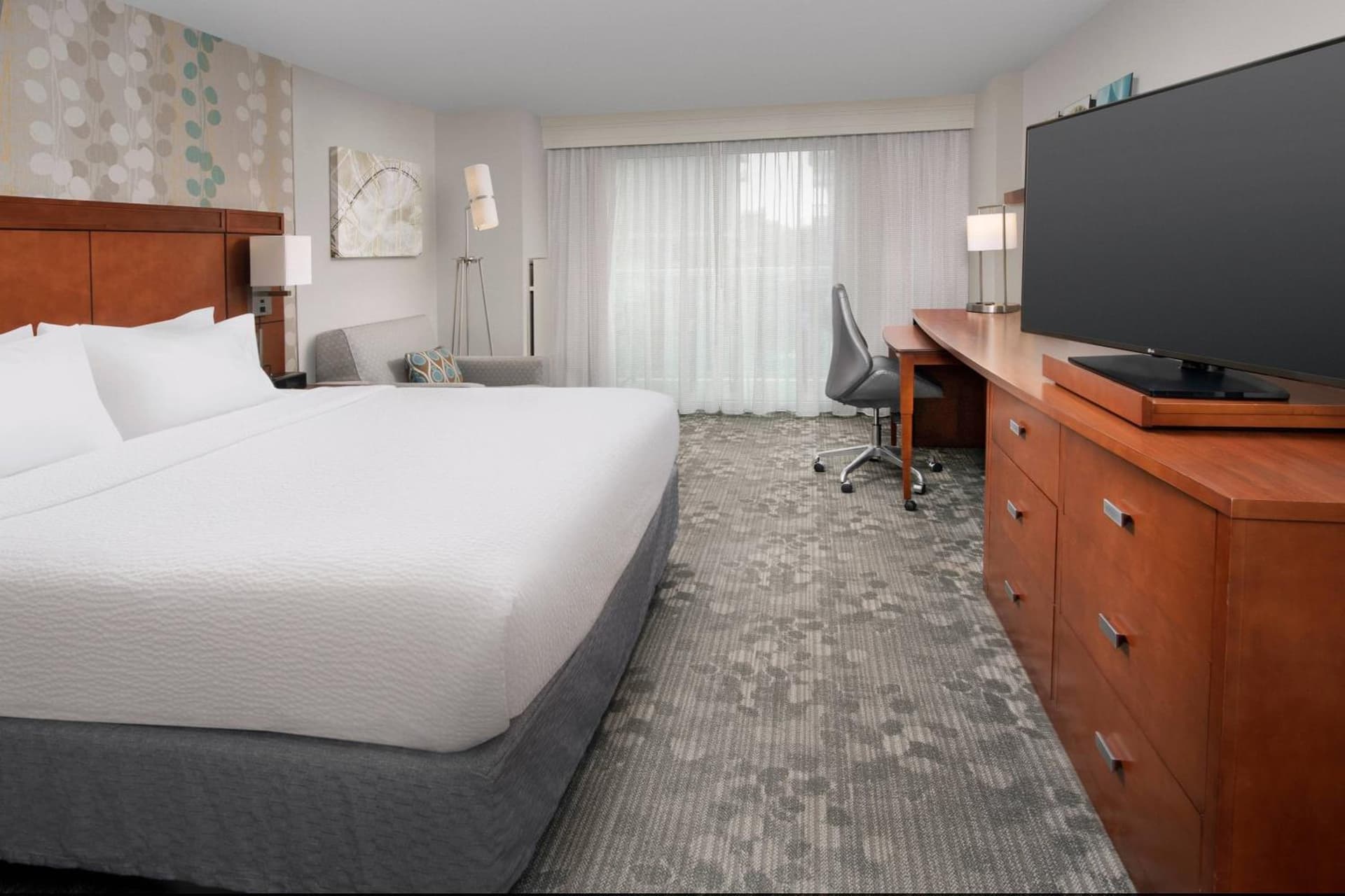 Courtyard by Marriott Ocean City Oceanfront interior in Ocean City, MD — gallery photo 2