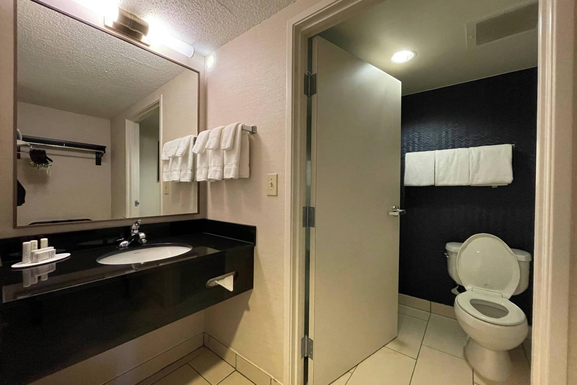 Fairfield Inn & Suites Jackson Airport gallery photo in Pearl, MS — image 9