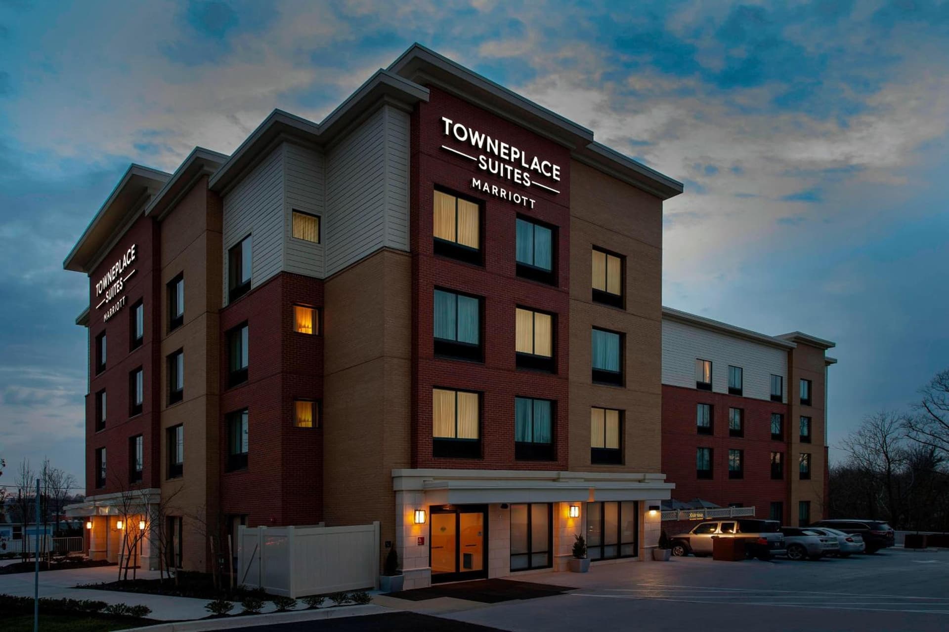 TownePlace Suites by Marriott College Park interior in College Park, MD — gallery photo 2