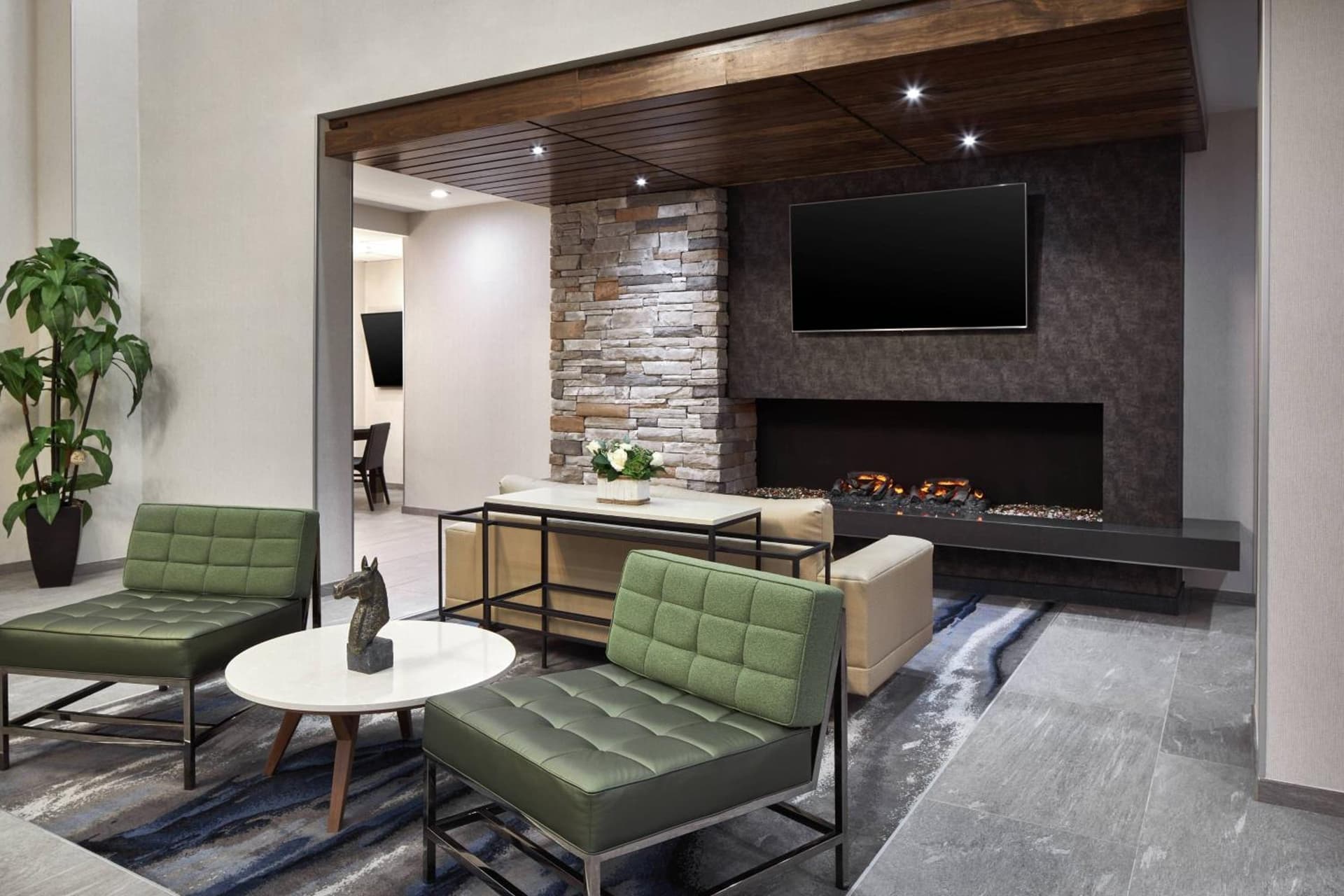 Fairfield Inn & Suites by Marriott Virginia Beach/Norfolk Airport interior in Virginia Beach, VA — gallery photo 2