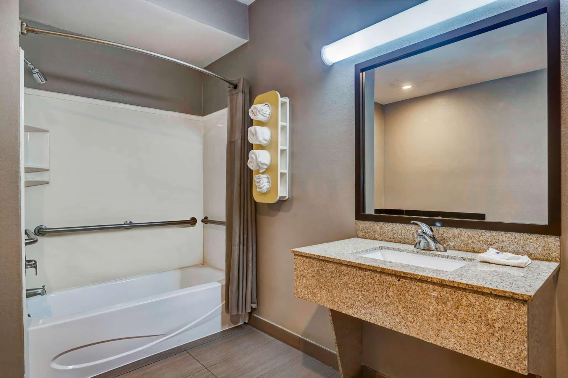 Motel 6-Mesquite, TX - Balch Springs gallery photo in Balch Springs, TX — image 21