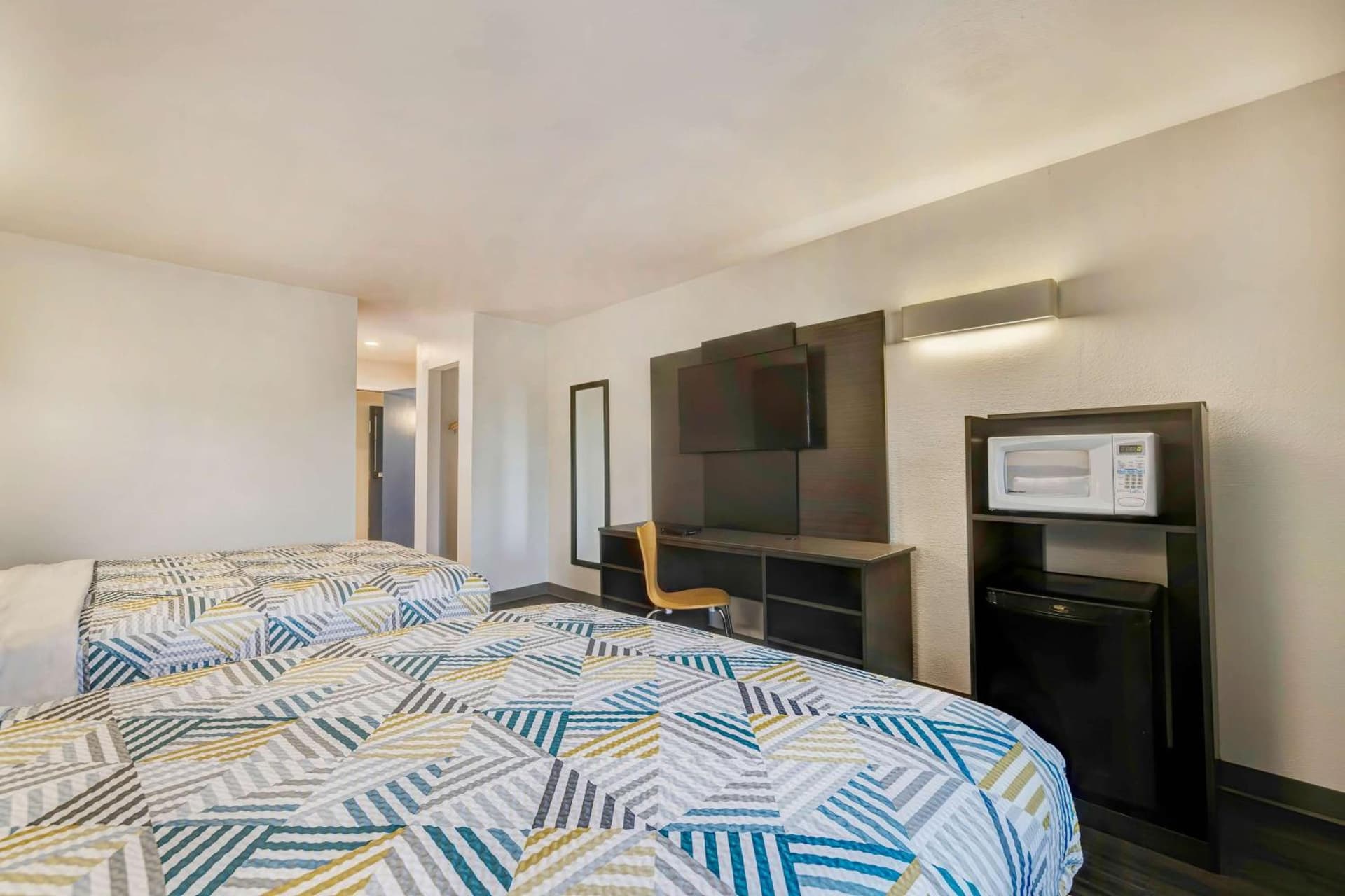Motel 6-Mesquite, TX - Balch Springs gallery photo in Balch Springs, TX — image 16