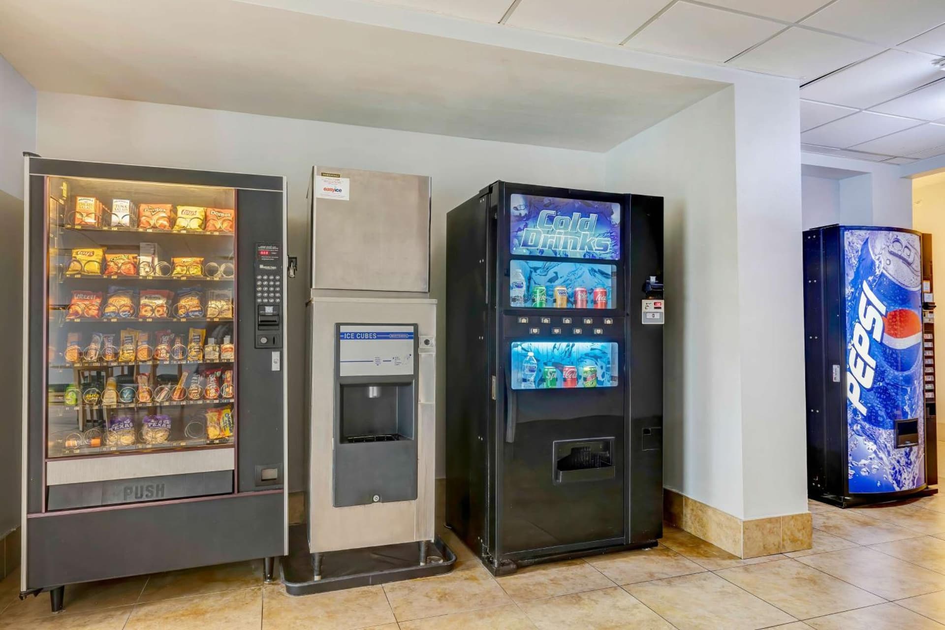 Motel 6-Mesquite, TX - Balch Springs gallery photo in Balch Springs, TX — image 6