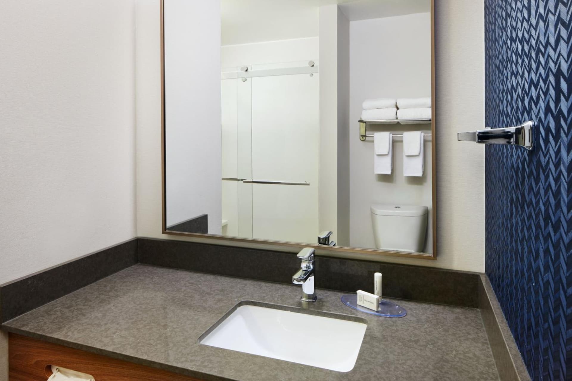 Fairfield by Marriott Inn & Suites Worcester Auburn property views in Auburn — gallery photo 3
