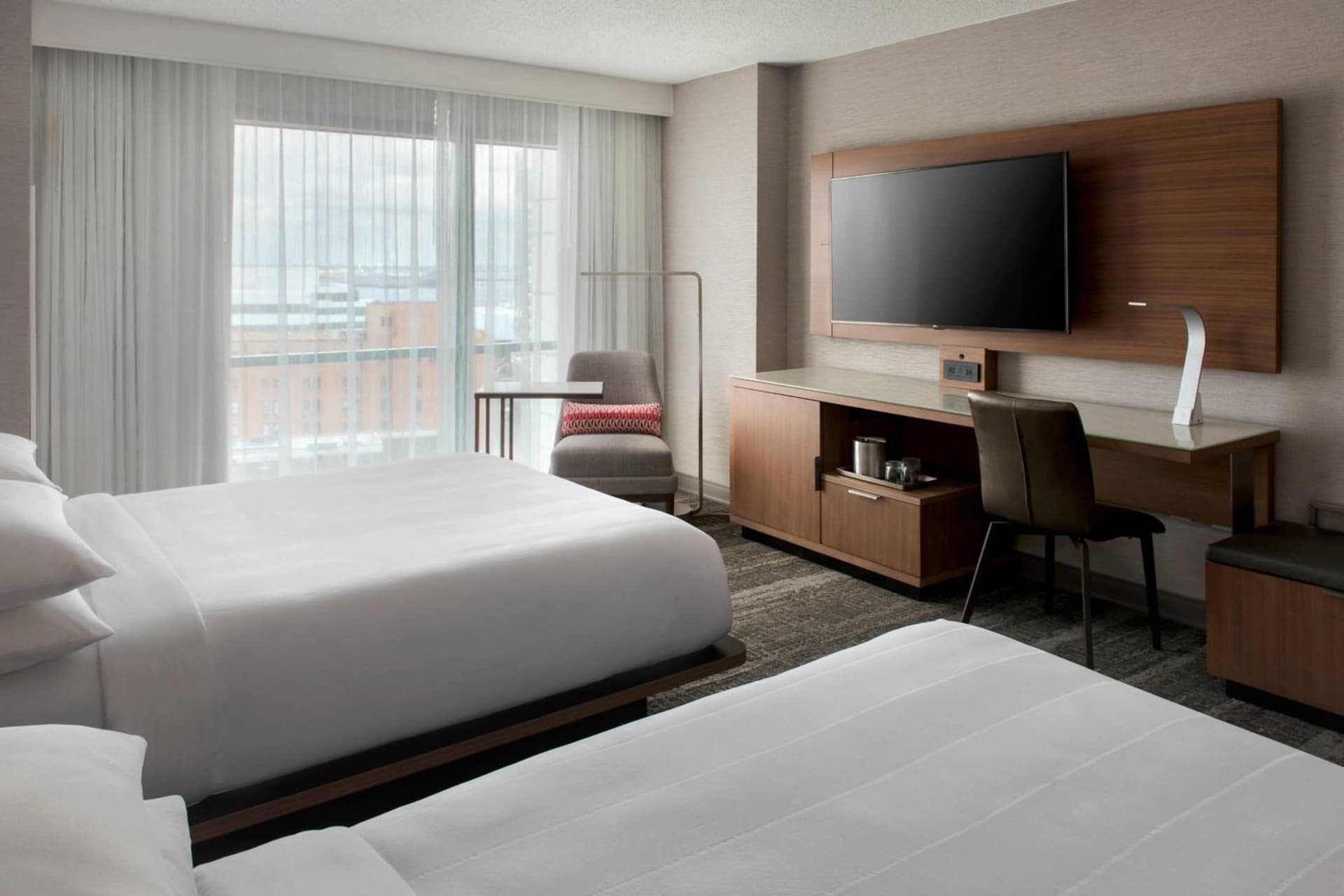 Norfolk Waterside Marriott gallery photo in Norfolk, VA — image 10