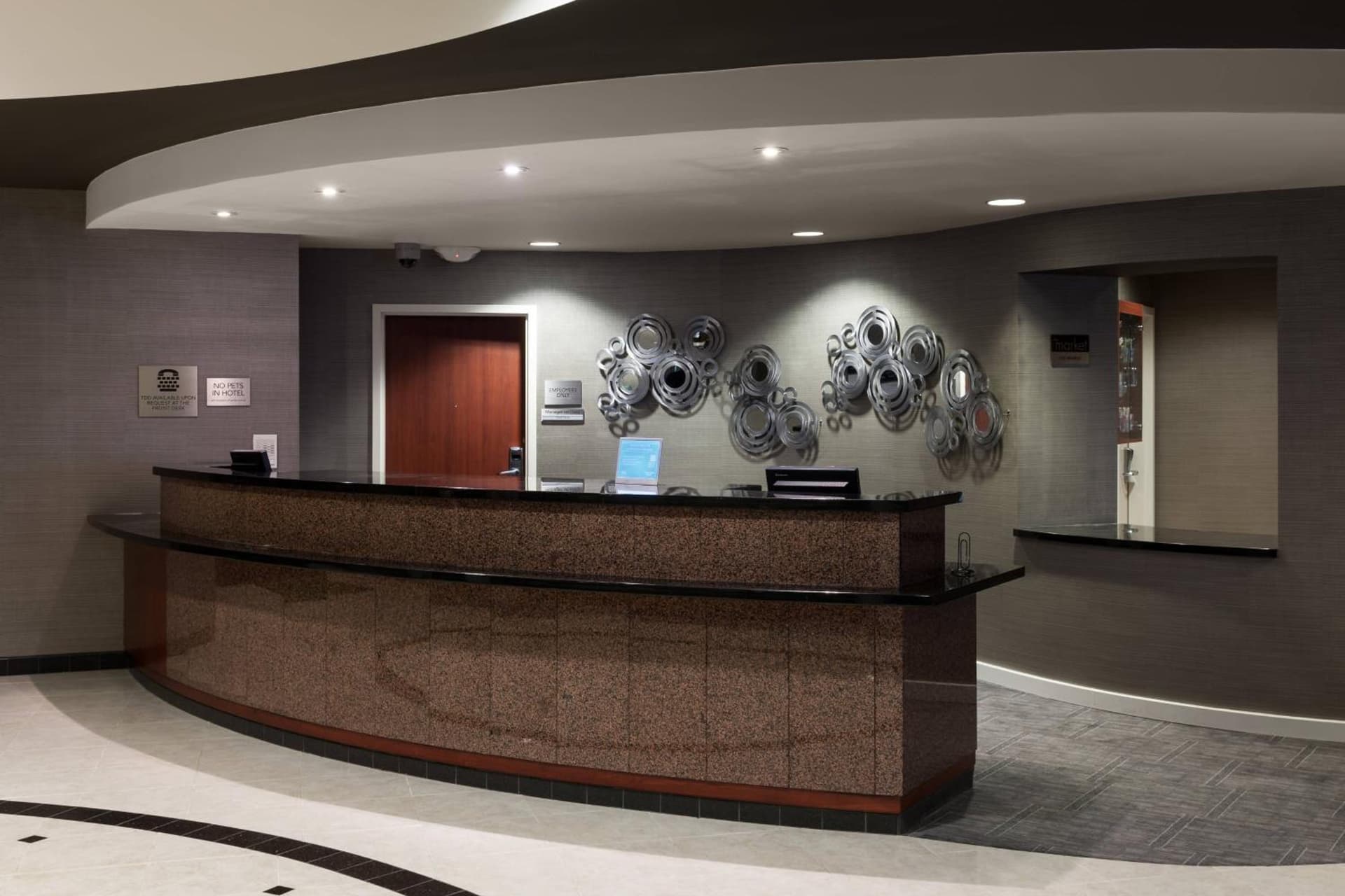 Courtyard by Marriott Santa Clarita Valencia gallery photo in Valencia, CA — image 18