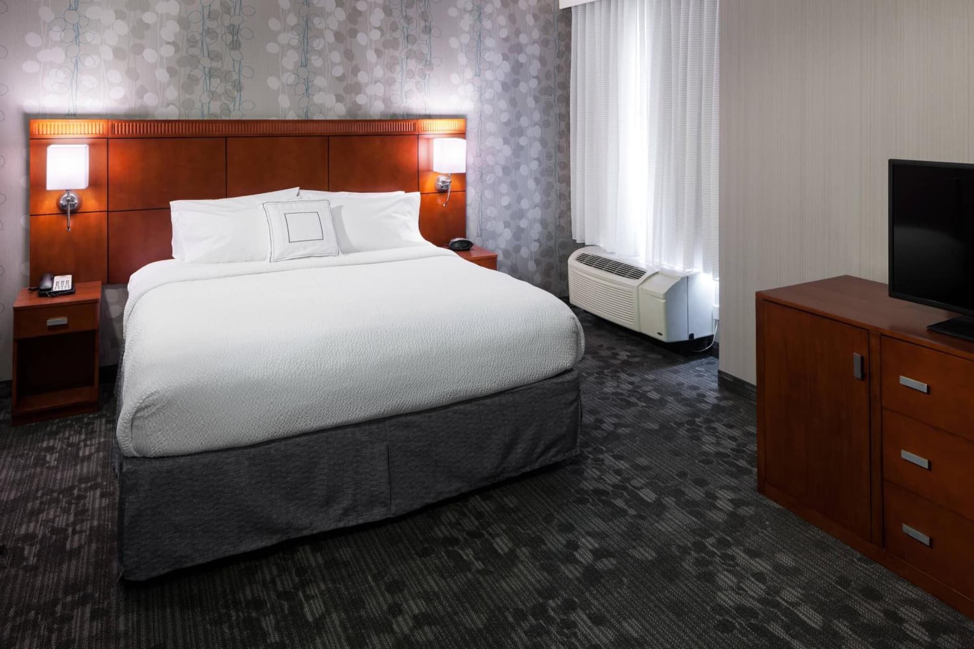 Courtyard by Marriott Santa Clarita Valencia gallery photo in Valencia, CA — image 22