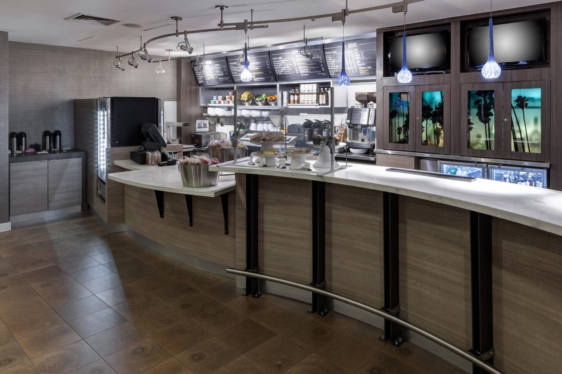 Courtyard by Marriott Santa Clarita Valencia gallery photo in Valencia, CA — image 7