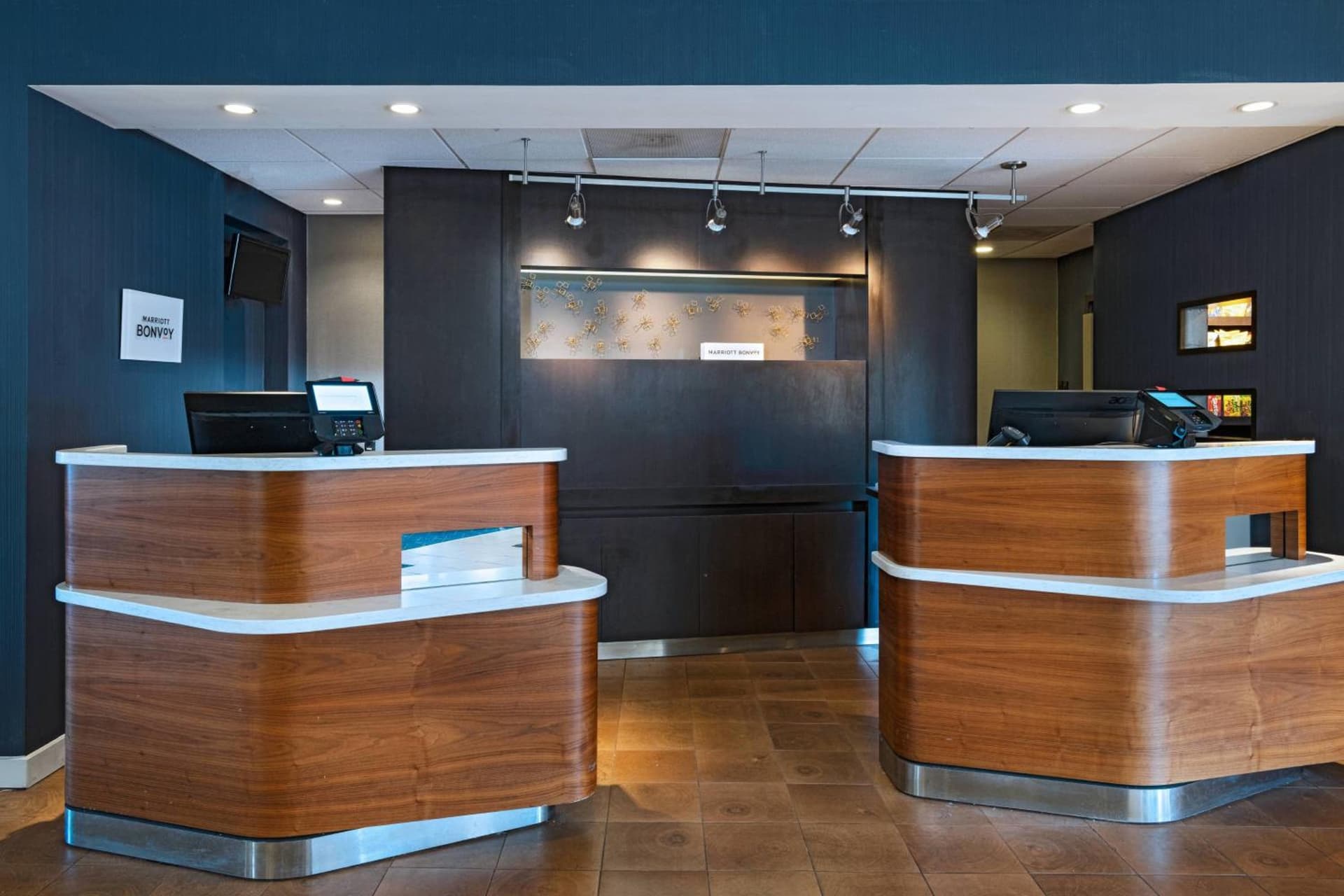 Courtyard by Marriott San Antonio Medical Center interior in San Antonio, TX — gallery photo 2