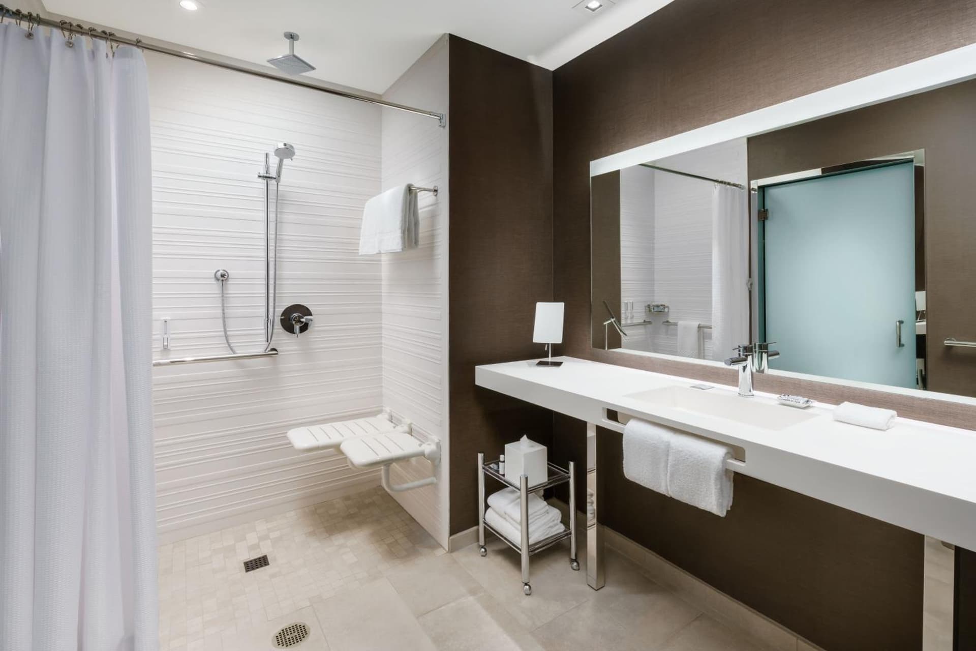 AC Hotel By Marriott Portland Beaverton gallery photo in Beaverton, OR — image 19