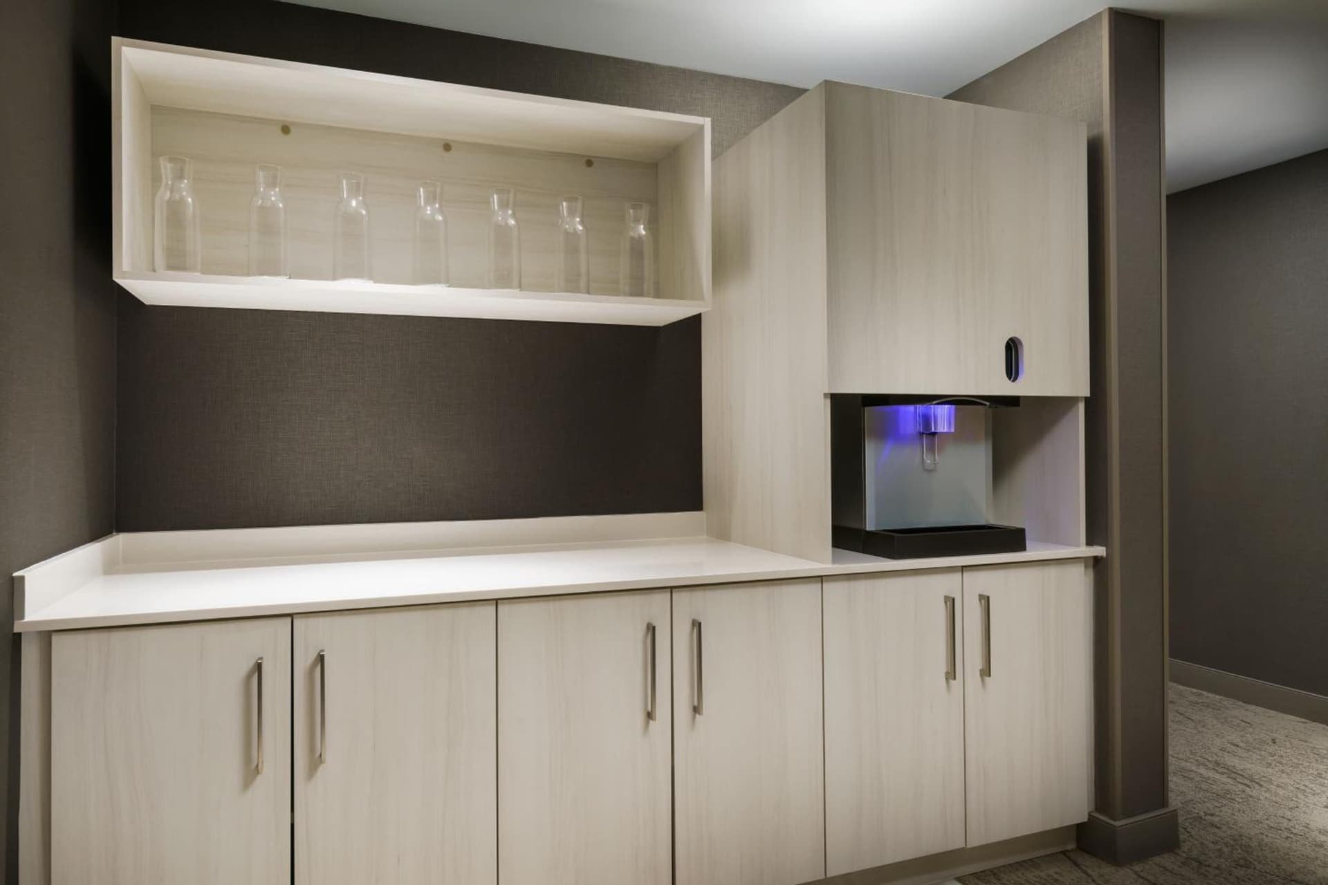 AC Hotel By Marriott Portland Beaverton gallery photo in Beaverton, OR — image 21