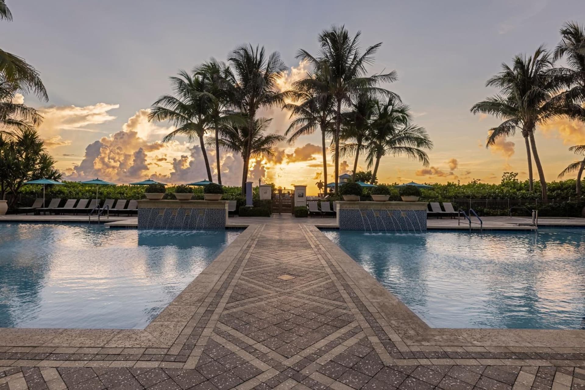 Marriott's Oceana Palms interior in Palm Beach Shores, FL — gallery photo 2