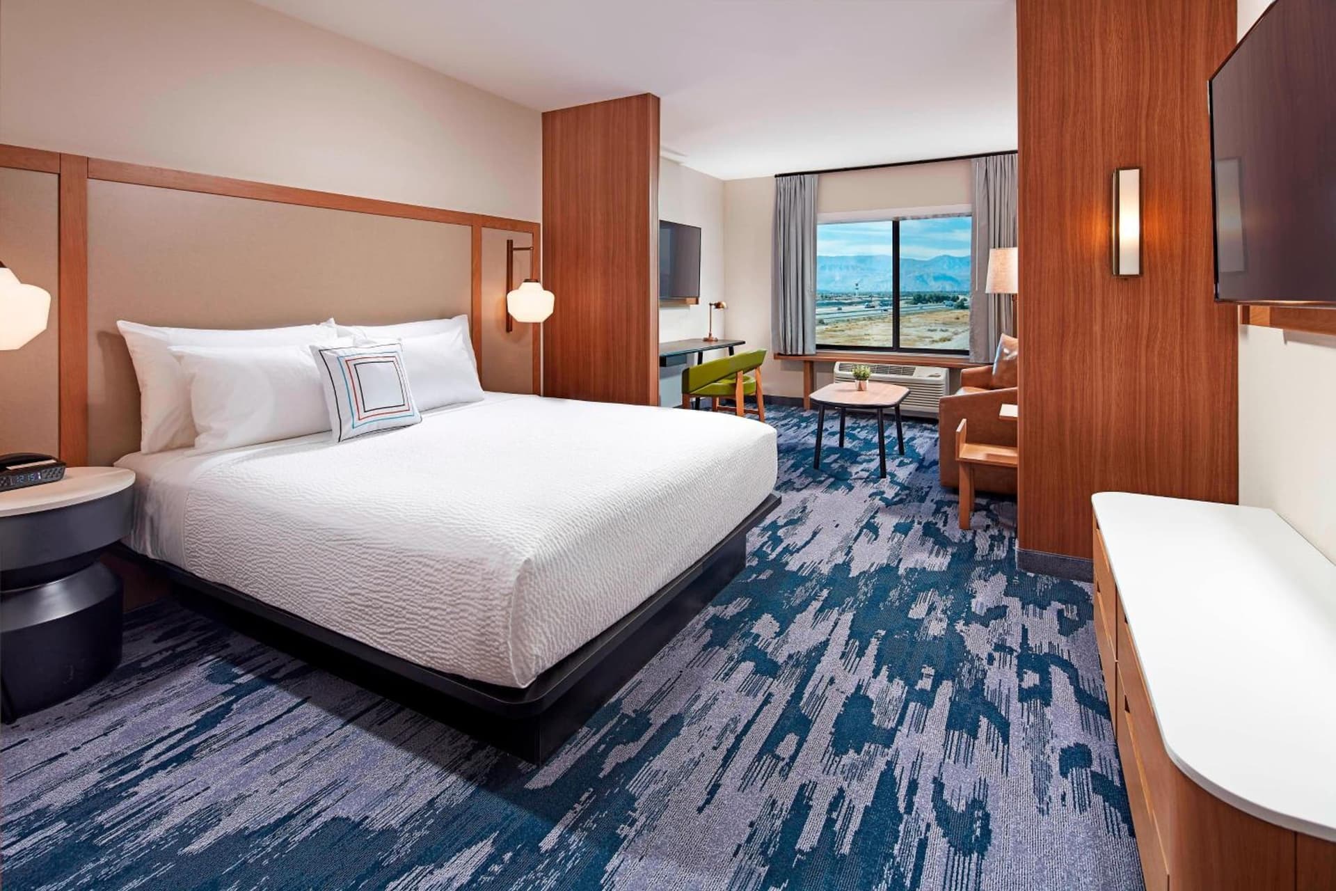 Fairfield by Marriott Inn & Suites Indio Coachella Valley interior in Indio, CA — gallery photo 2