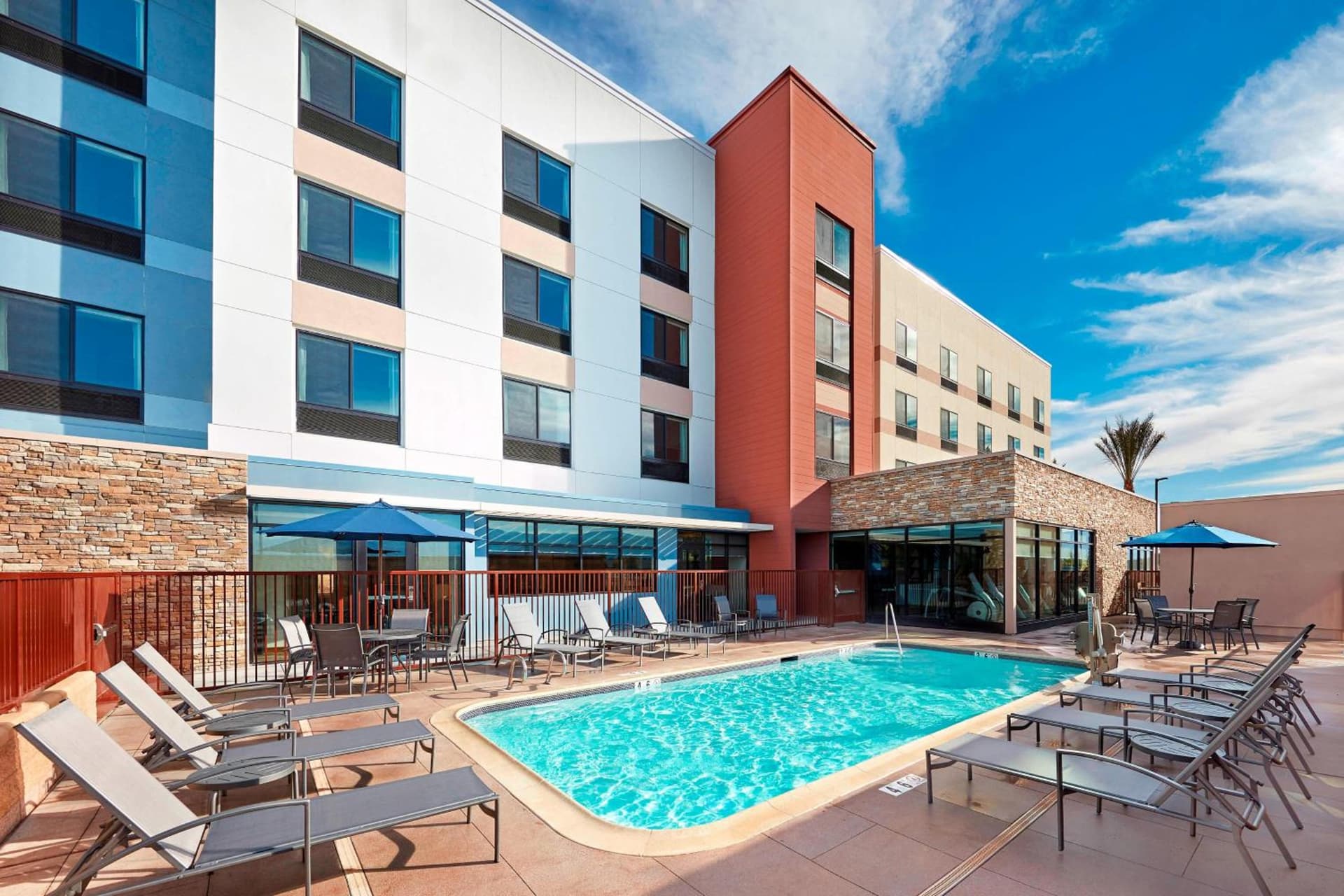 Fairfield by Marriott Inn & Suites Indio Coachella Valley gallery photo in Indio, CA — image 11