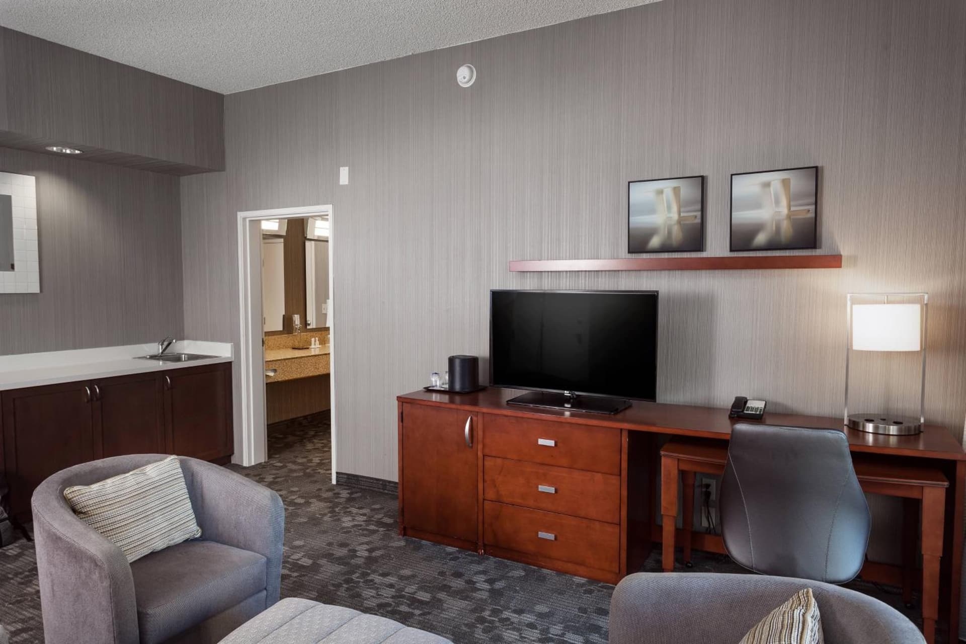 Courtyard by Marriott Stockton gallery photo in Stockton, CA — image 17