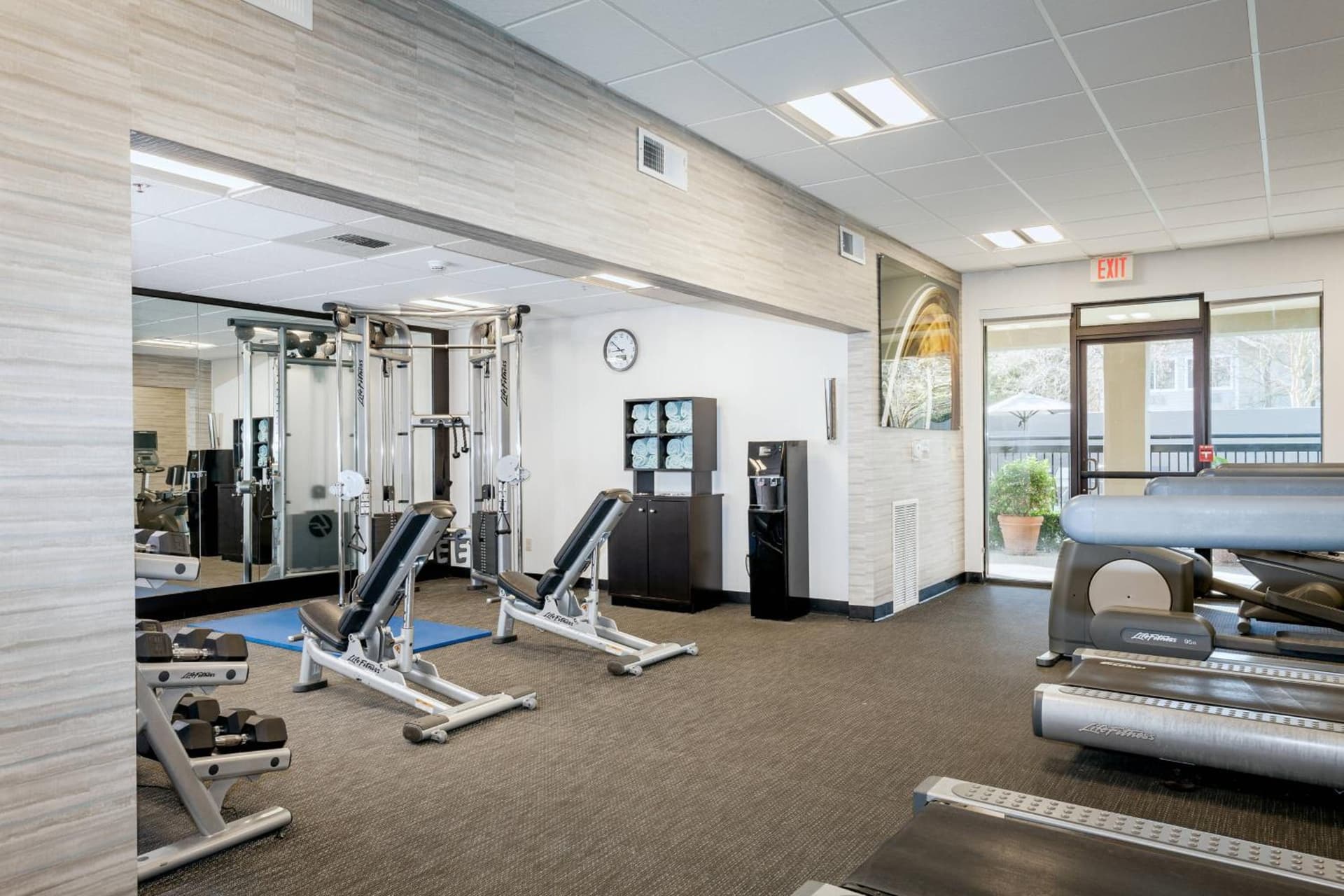Courtyard by Marriott Stockton property views in Stockton, CA — gallery photo 3