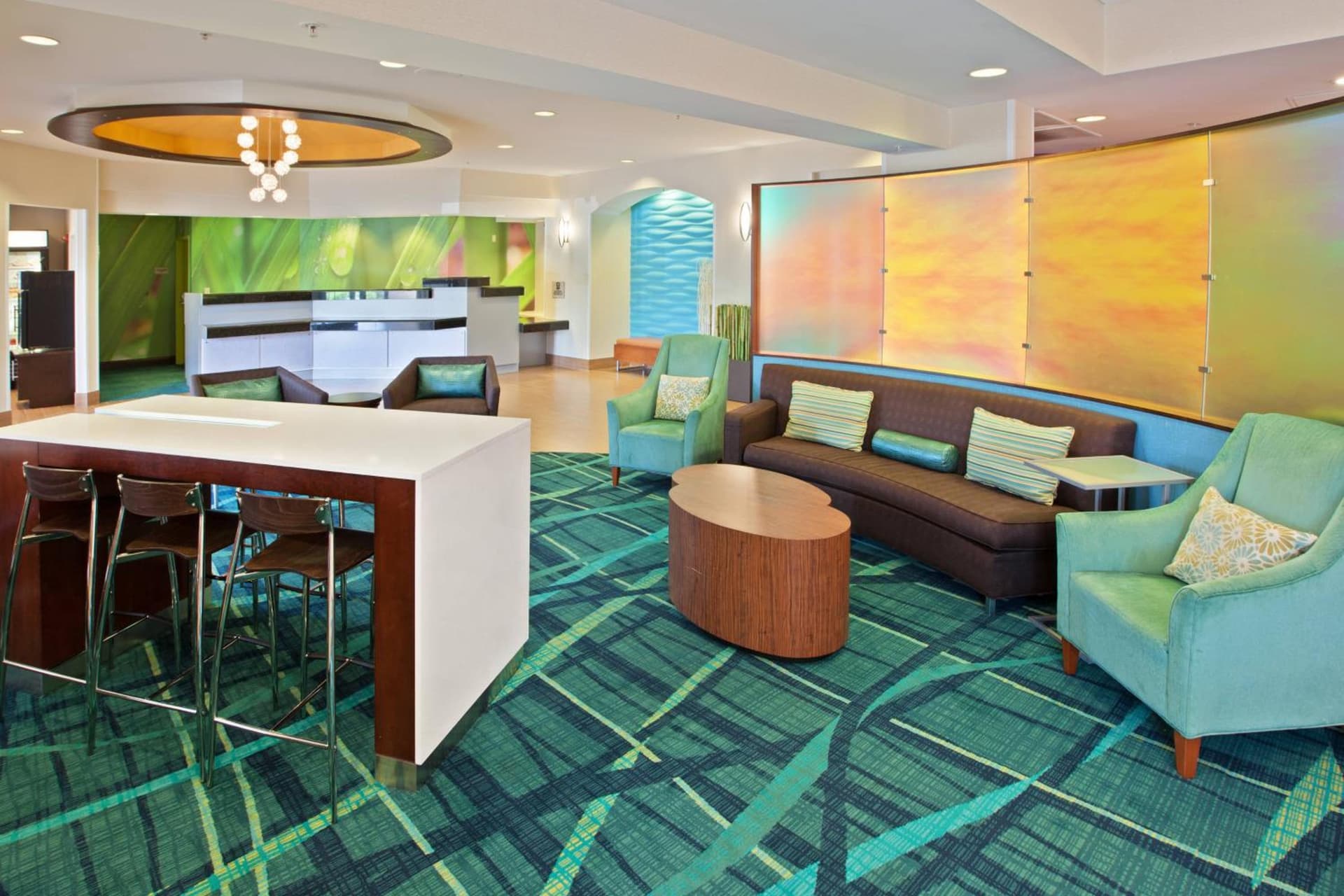 Springhill Suites by Marriott Chicago Schaumburg/Woodfield Mall interior in Schaumburg, IL — gallery photo 2