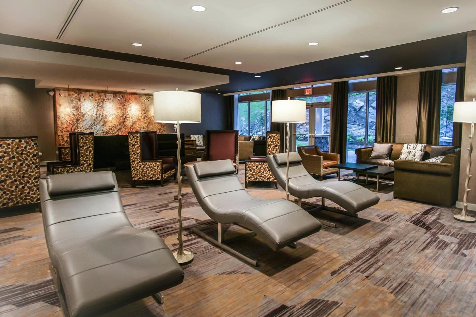 Courtyard by Marriott Lenox Berkshires property views in Lenox — gallery photo 3