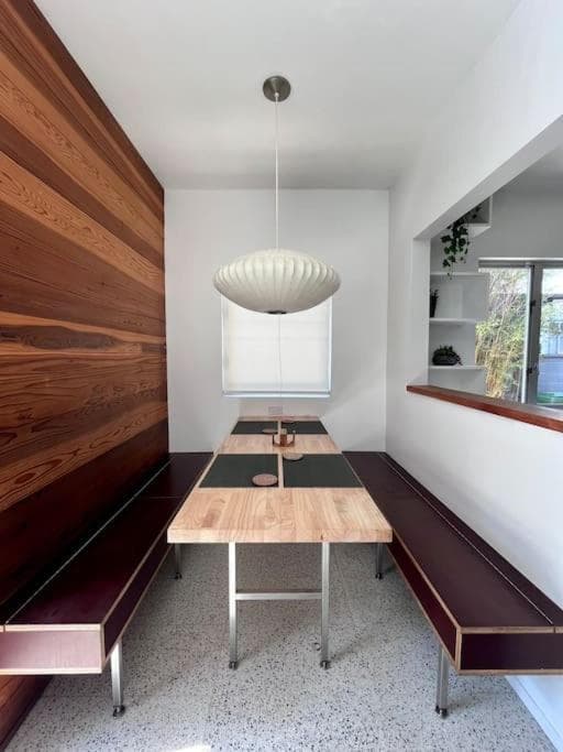 Venice Bungalows on Abbot Kinney interior in Los Angeles, CA — gallery photo 2