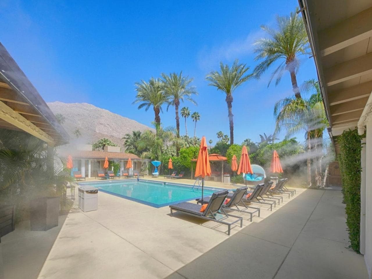 Little Paradise Hotel property views in Palm Springs, CA — gallery photo 3