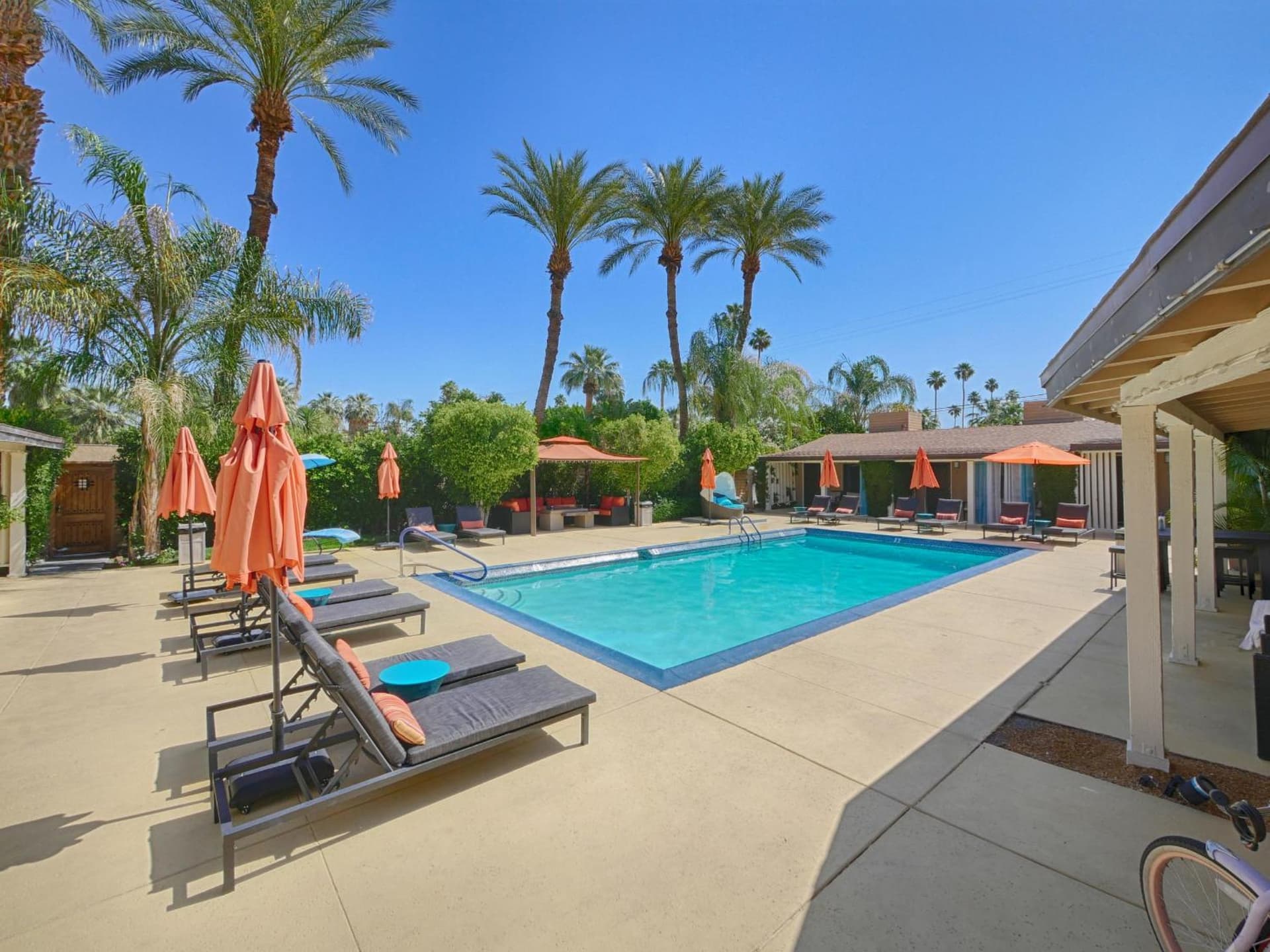 Little Paradise Hotel gallery photo in Palm Springs, CA — image 33