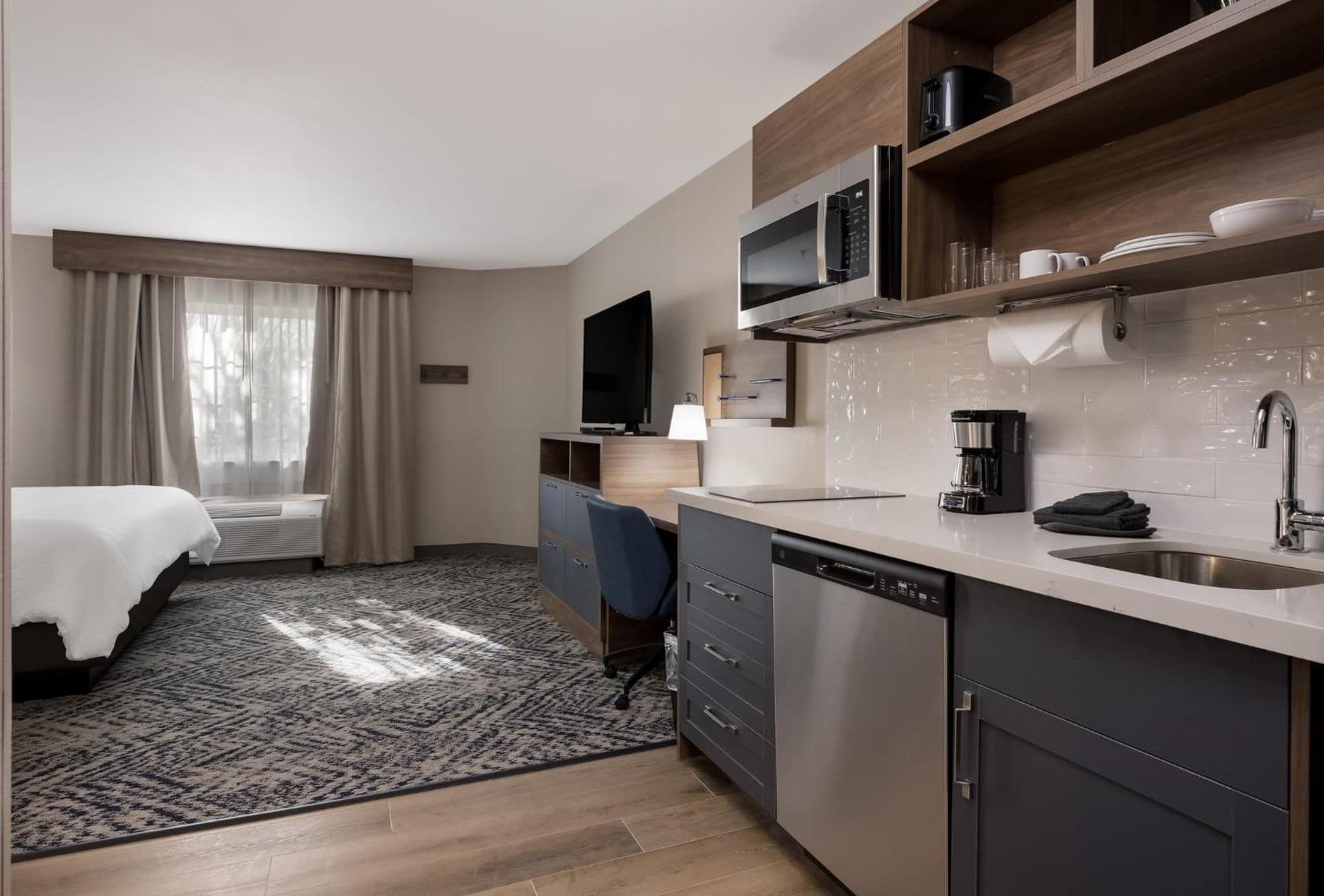 Candlewood Suites Lafayette - River Ranch by IHG gallery photo in Lafayette, LA — image 41