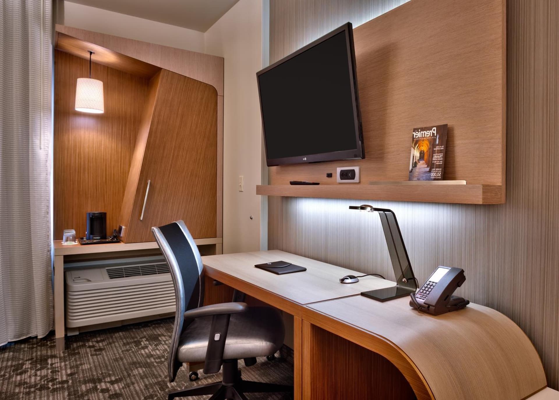 Courtyard by Marriott Lehi at Thanksgiving Point interior in Lehi, UT — gallery photo 2
