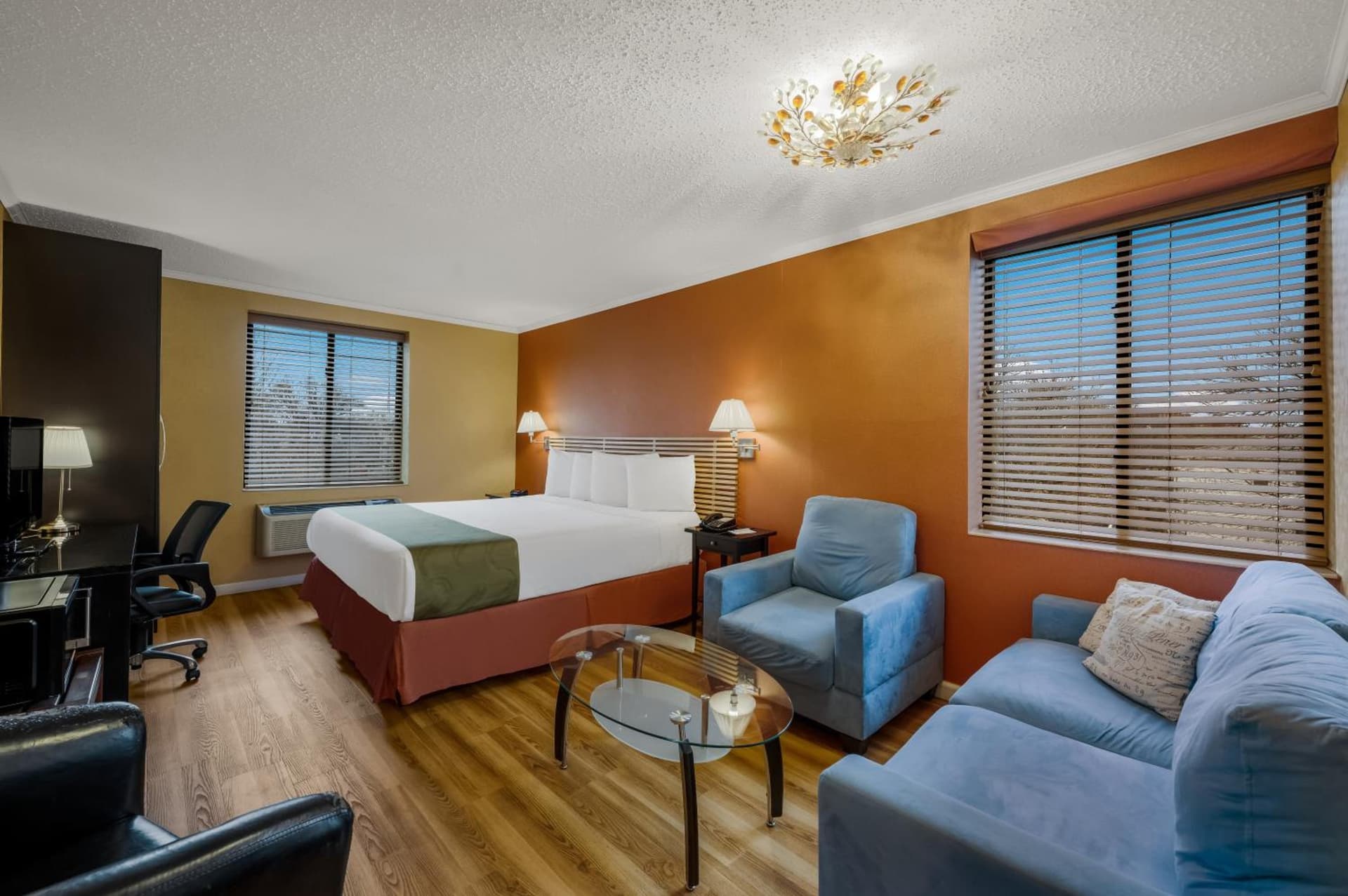 Quality Inn JFK Airport Rockaway Blvd gallery photo in Queens, NY — image 31
