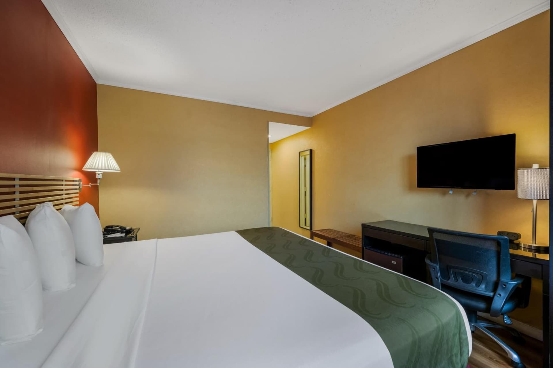 Quality Inn JFK Airport Rockaway Blvd gallery photo in Queens, NY — image 24
