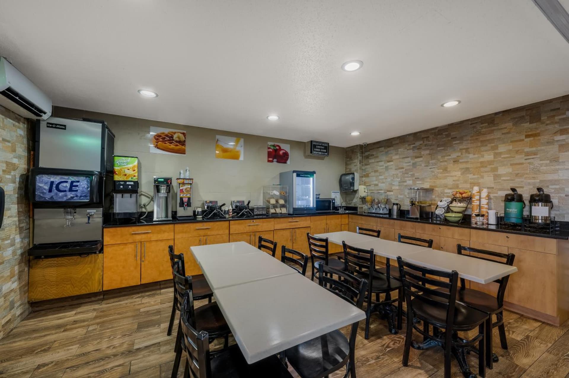 Quality Inn JFK Airport Rockaway Blvd gallery photo in Queens, NY — image 44