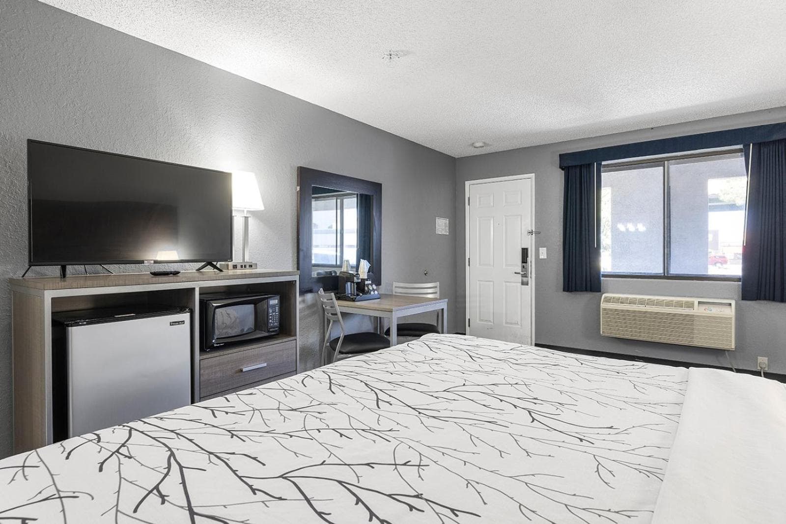 GreenTree Inn Prescott Valley gallery photo in Prescott Valley, AZ — image 20