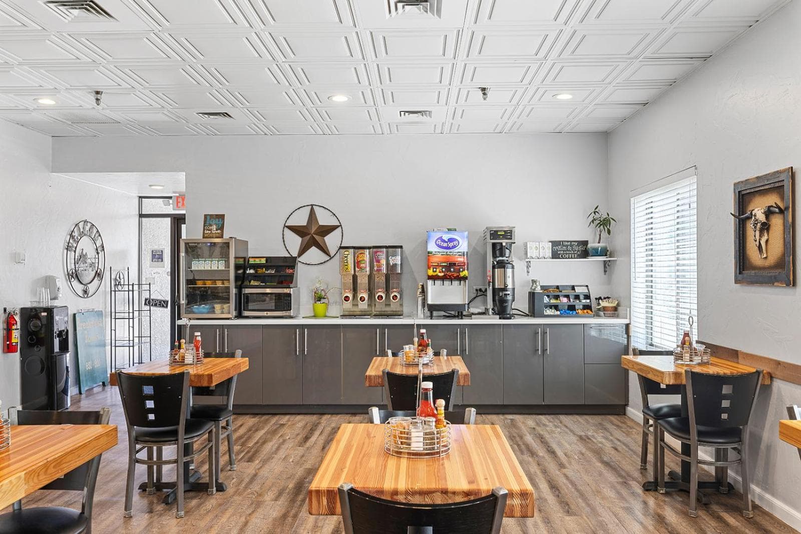 GreenTree Inn Prescott Valley gallery photo in Prescott Valley, AZ — image 44
