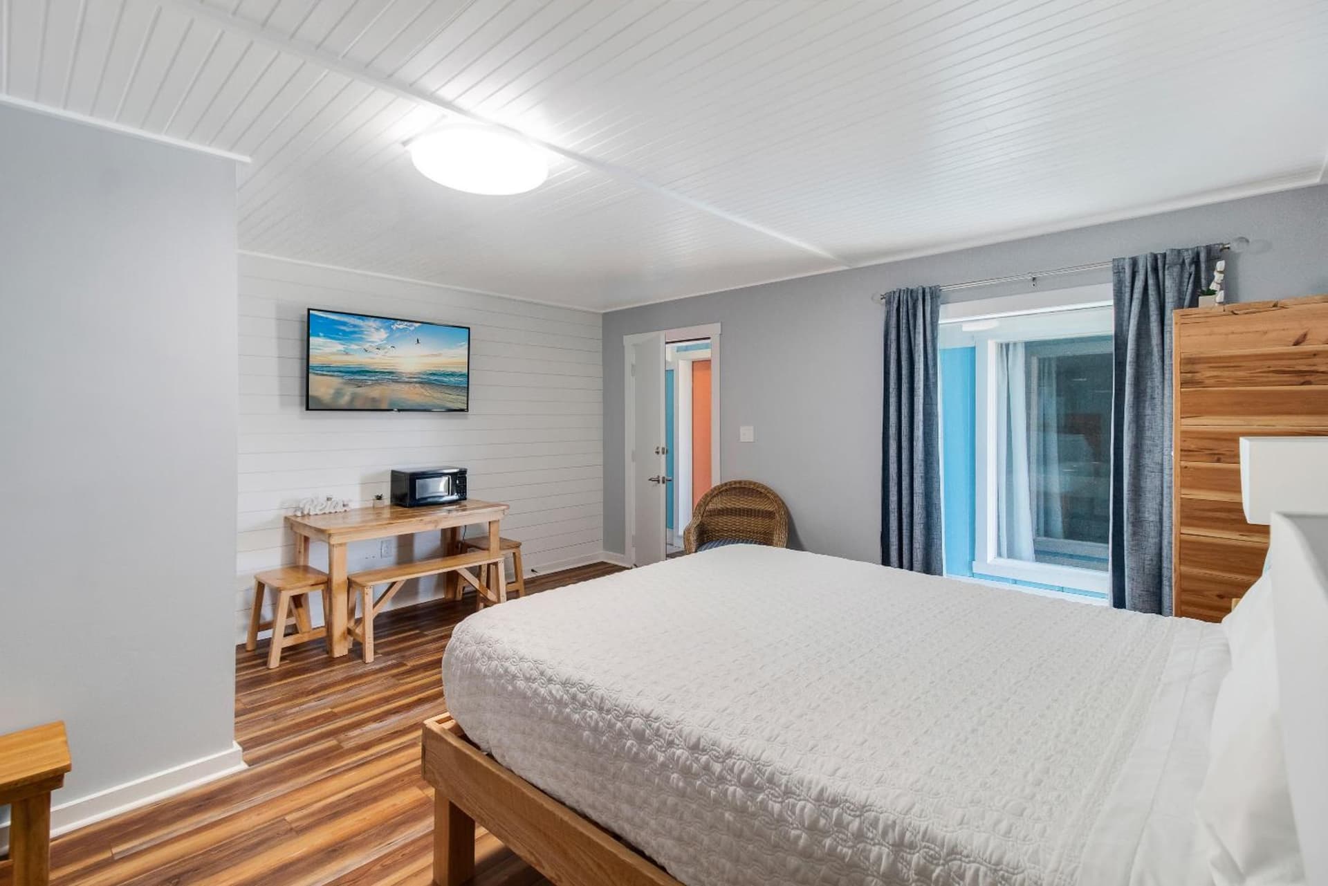 Anchor Inn Motel gallery photo in Oak Island, NC — image 13