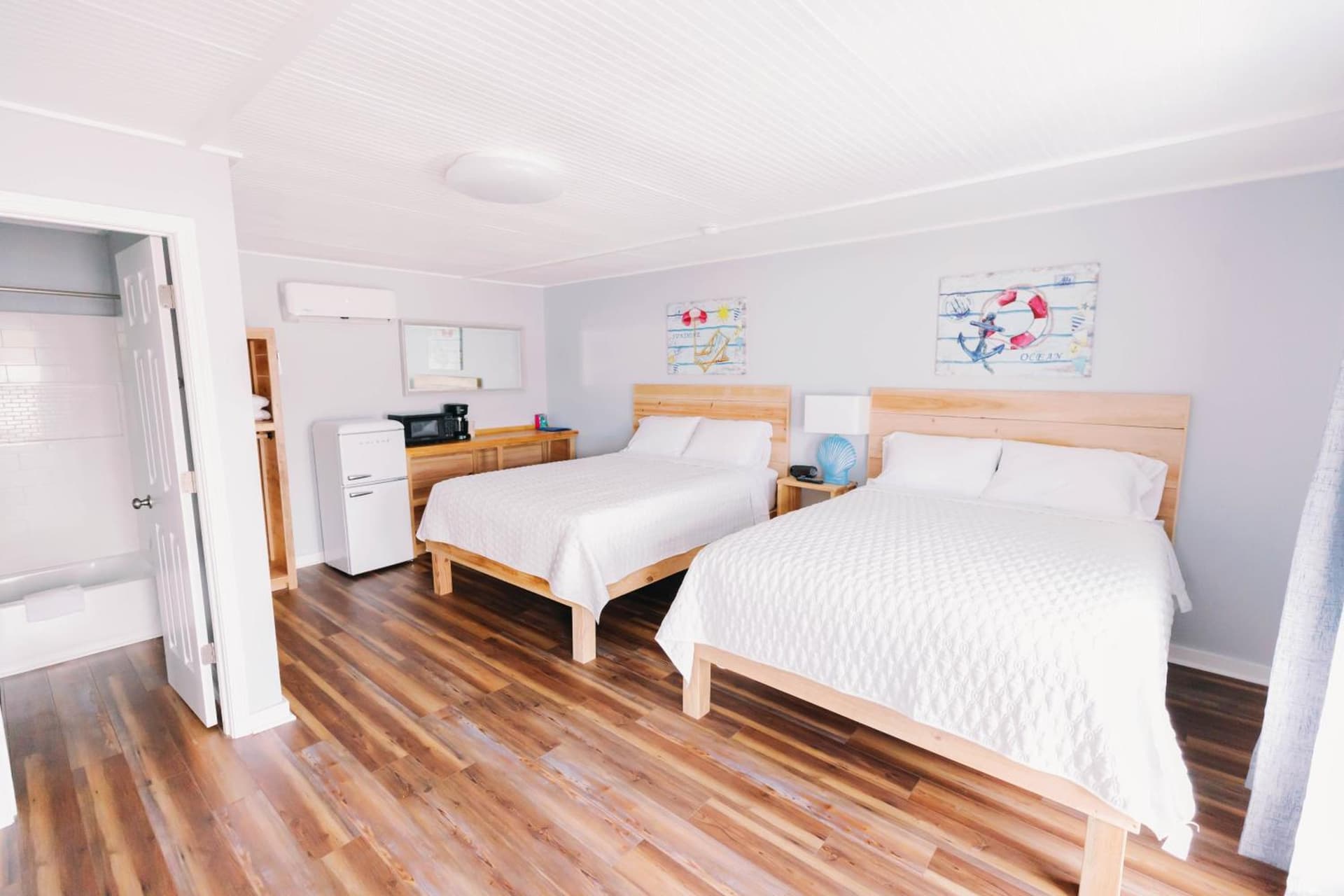 Anchor Inn Motel gallery photo in Oak Island, NC — image 23