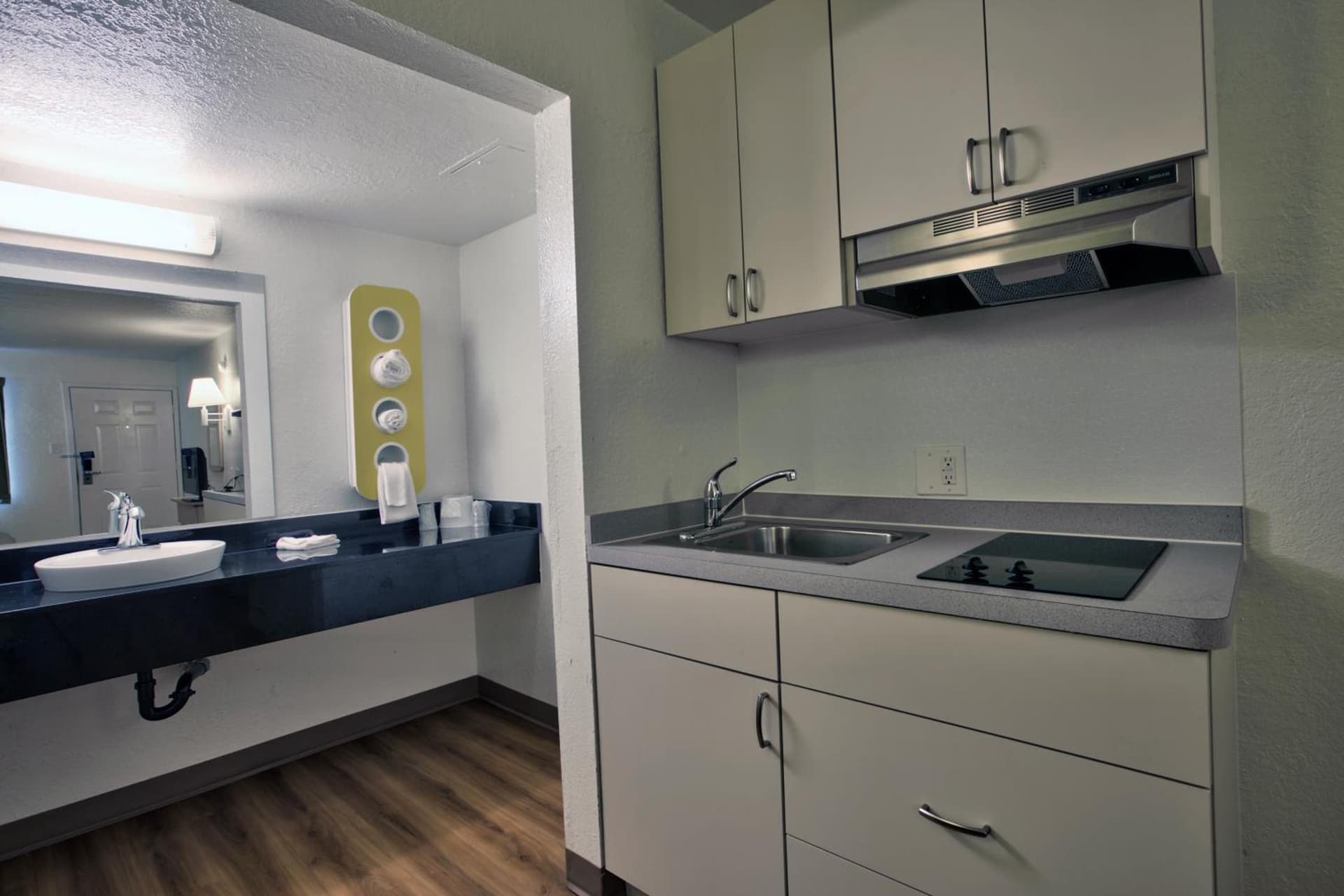 Motel 6-Tallahassee, FL - Downtown gallery photo in Tallahassee, FL — image 16