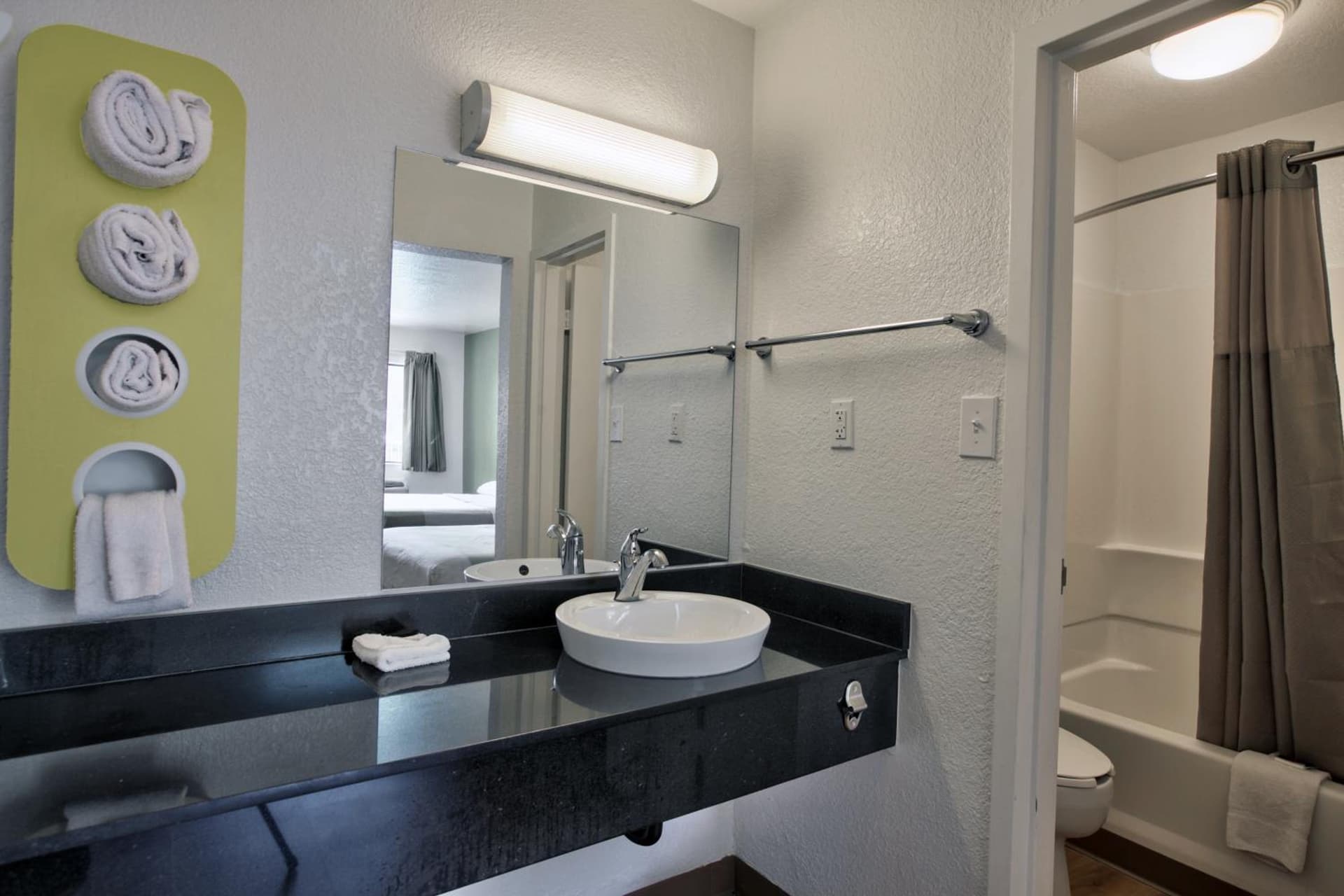 Motel 6-Tallahassee, FL - Downtown gallery photo in Tallahassee, FL — image 49