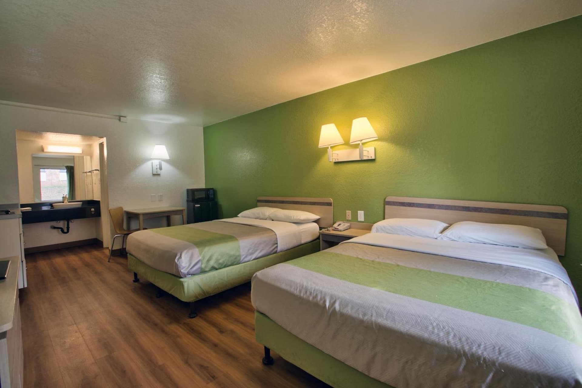 Motel 6-Tallahassee, FL - Downtown gallery photo in Tallahassee, FL — image 31